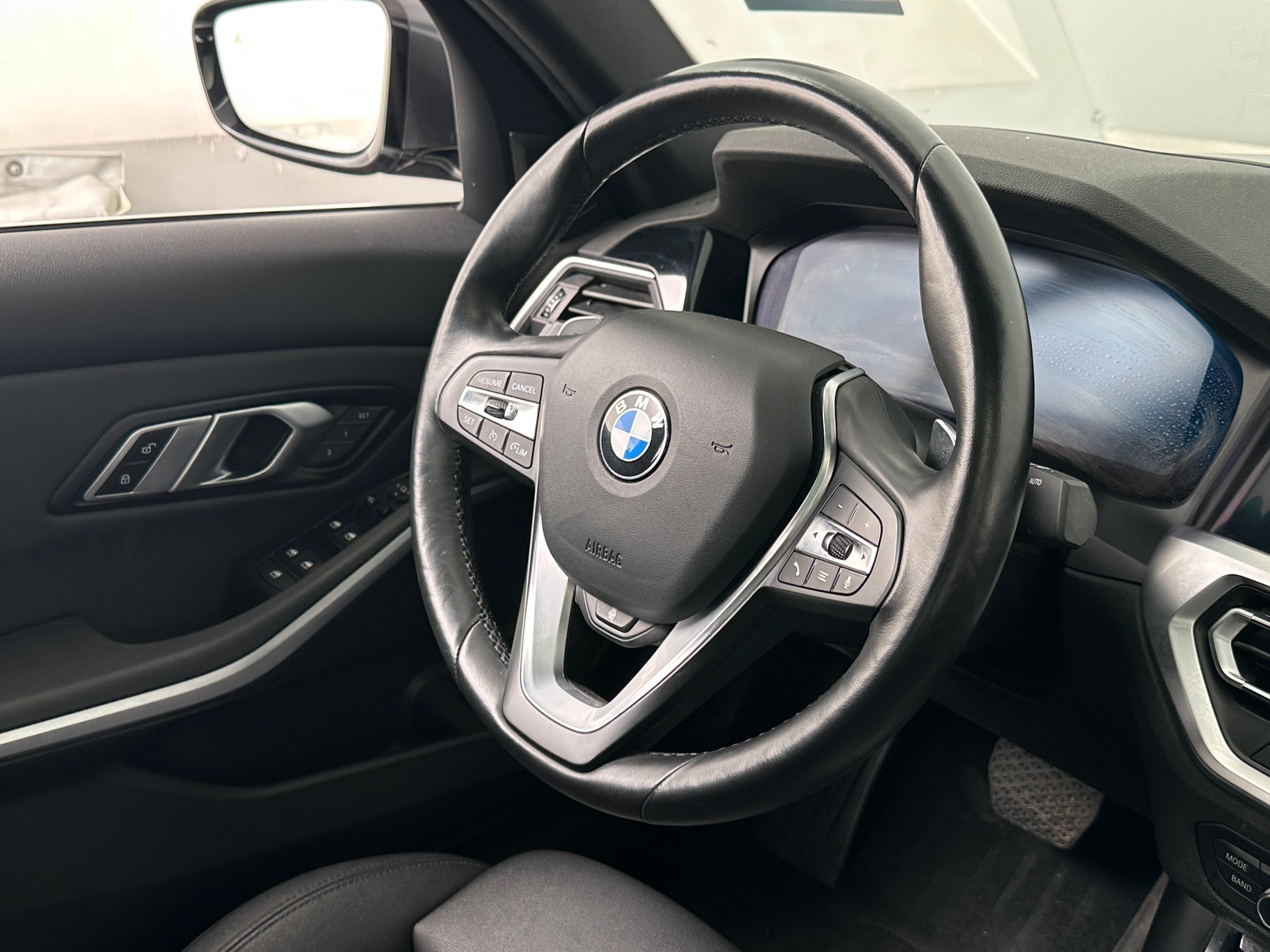 Thumbnail: 2020 BMW 3 Series - 4