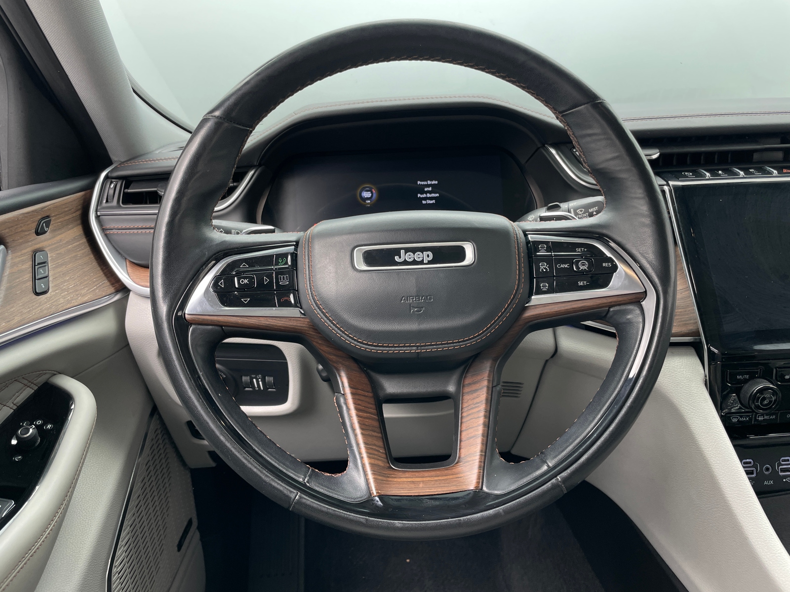 Thumbnail: 2021 Jeep Grand Cherokee L - 4