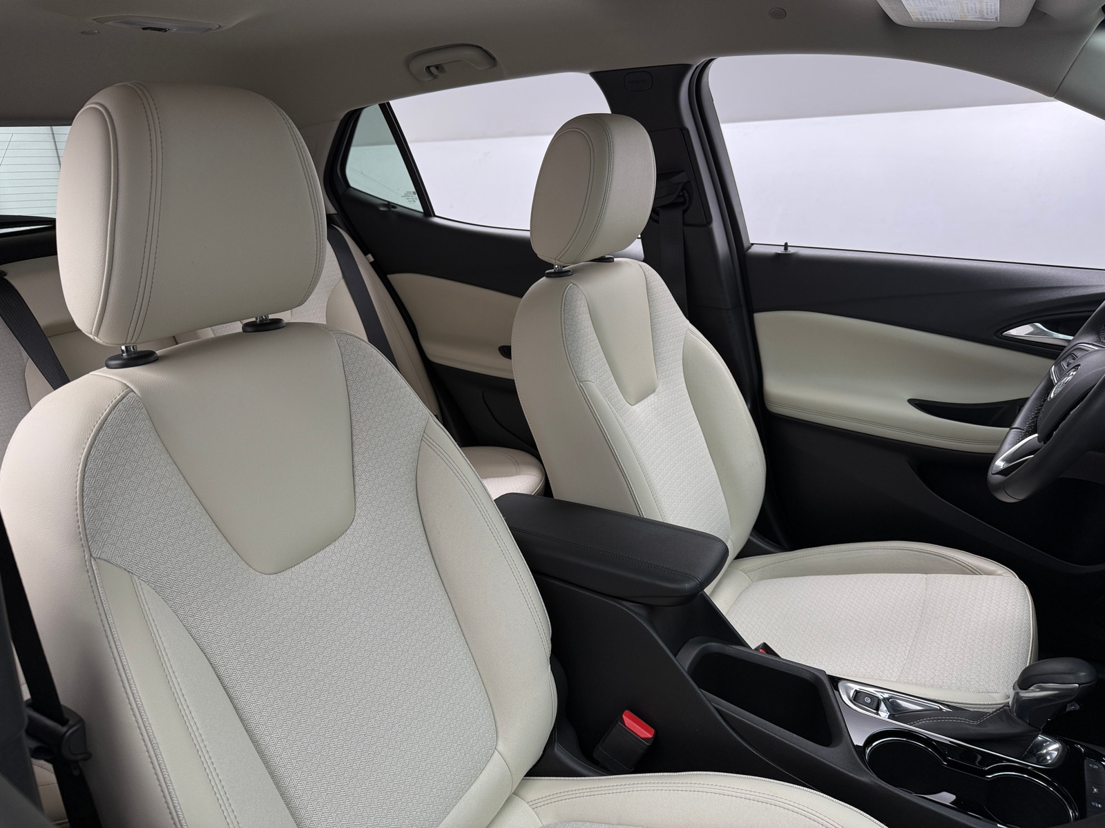 Thumbnail: 2021 Buick Encore GX - 2