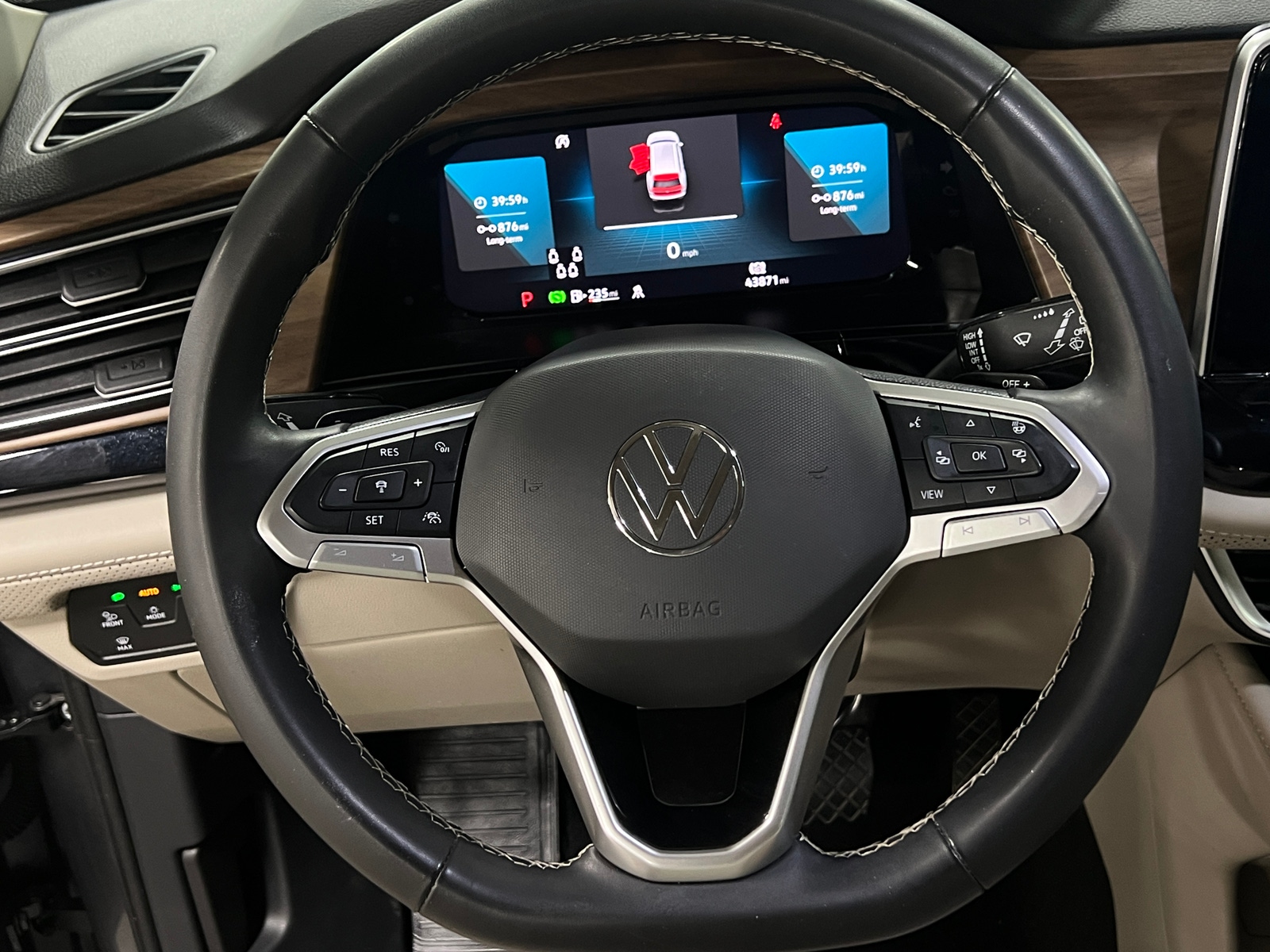 Thumbnail: 2024 Volkswagen Atlas - 4