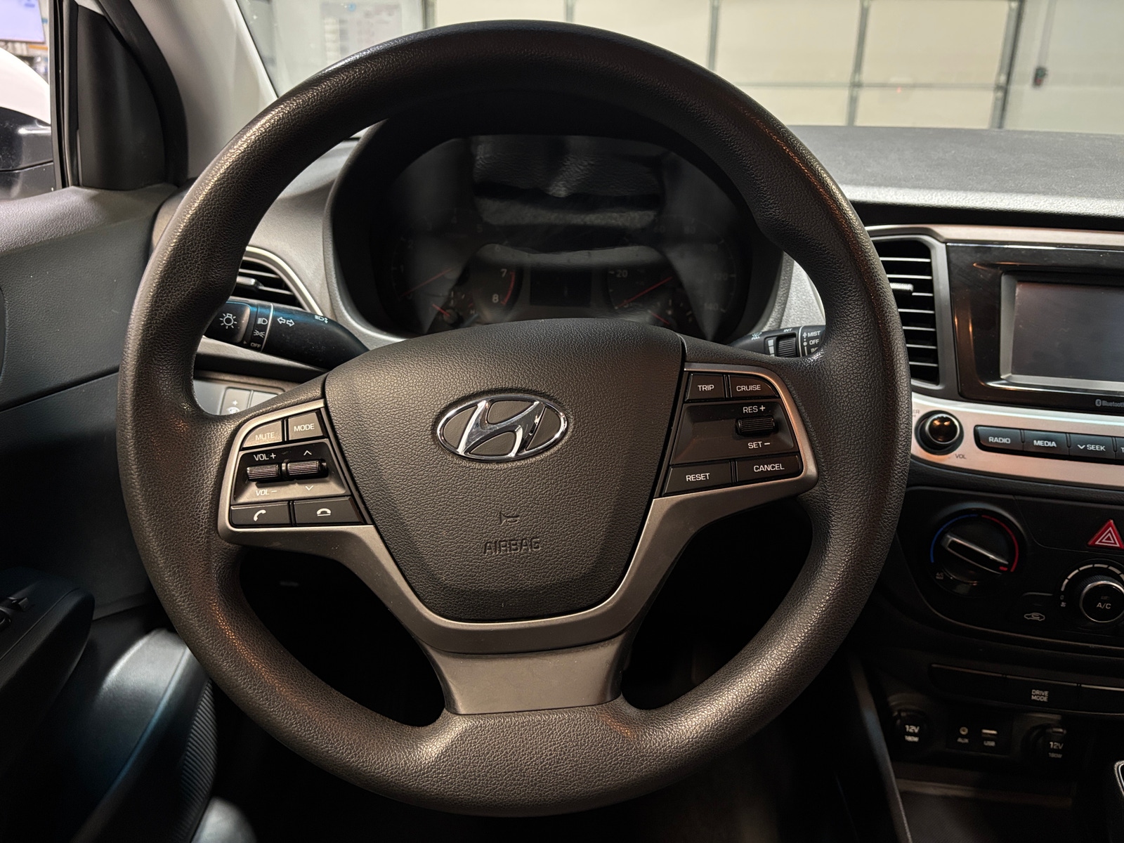 Thumbnail: 2021 Hyundai Accent - 5