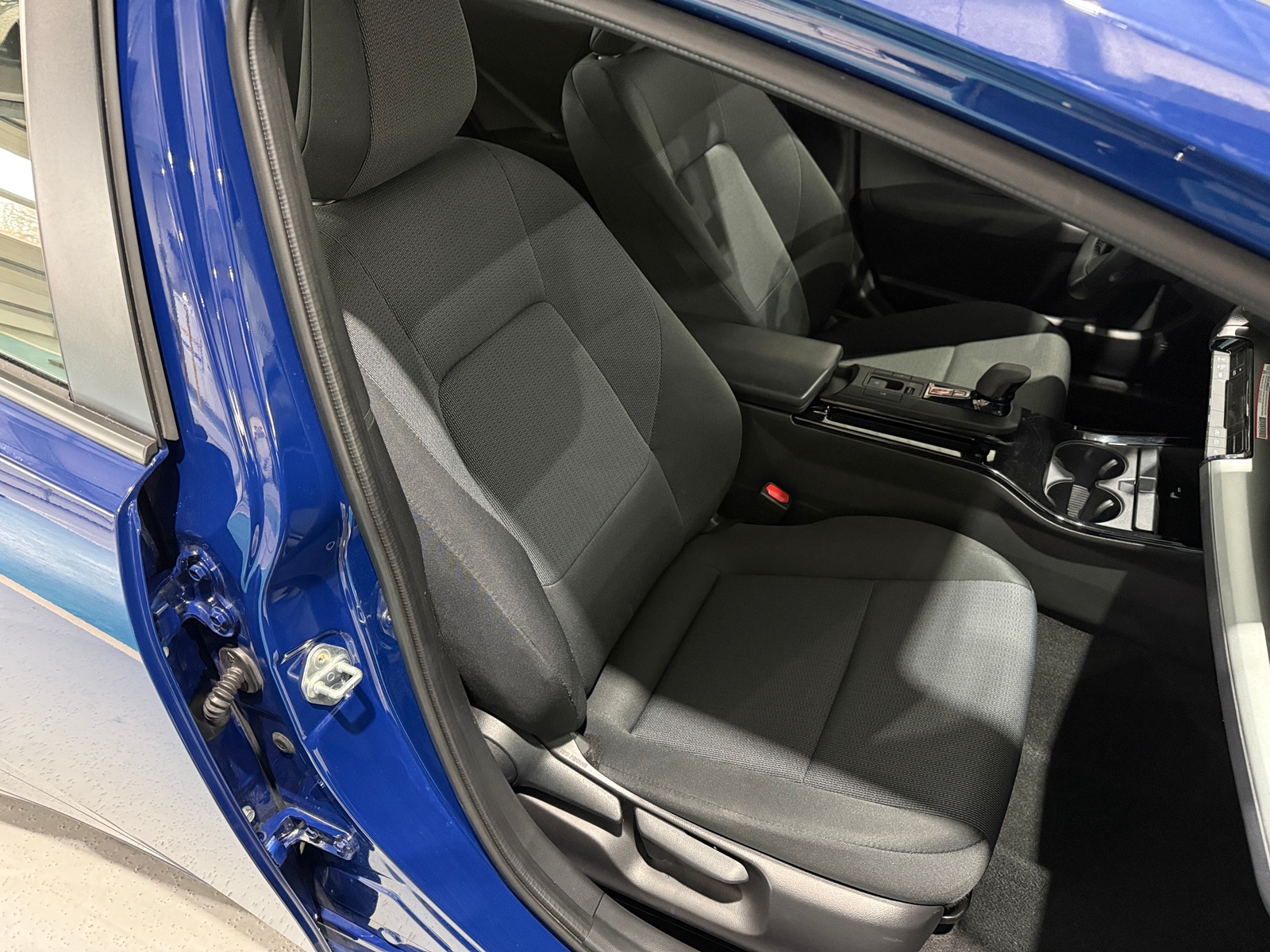 Thumbnail: 2025 Toyota Prius - 2