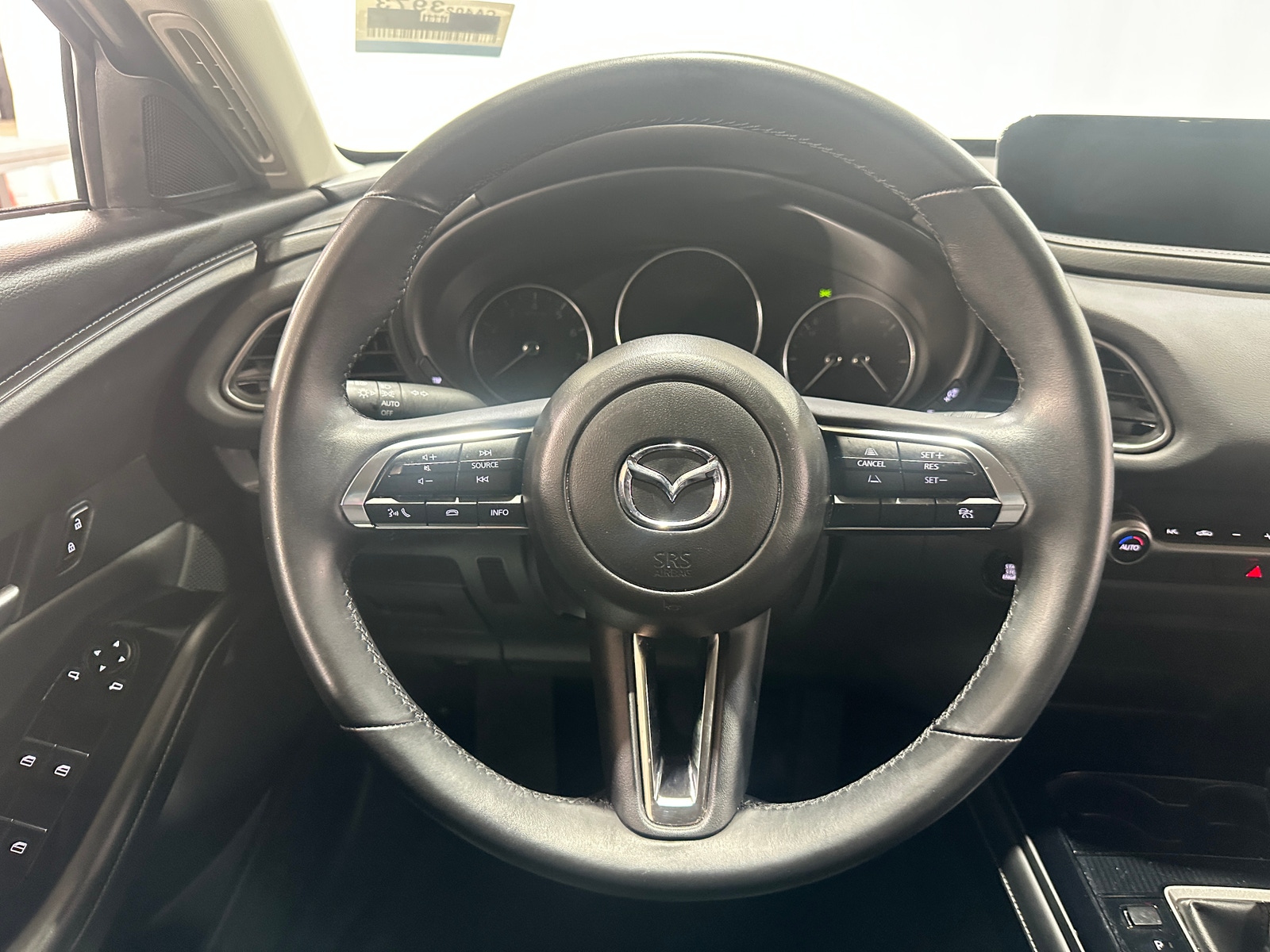 Thumbnail: 2025 Mazda CX-30 - 4