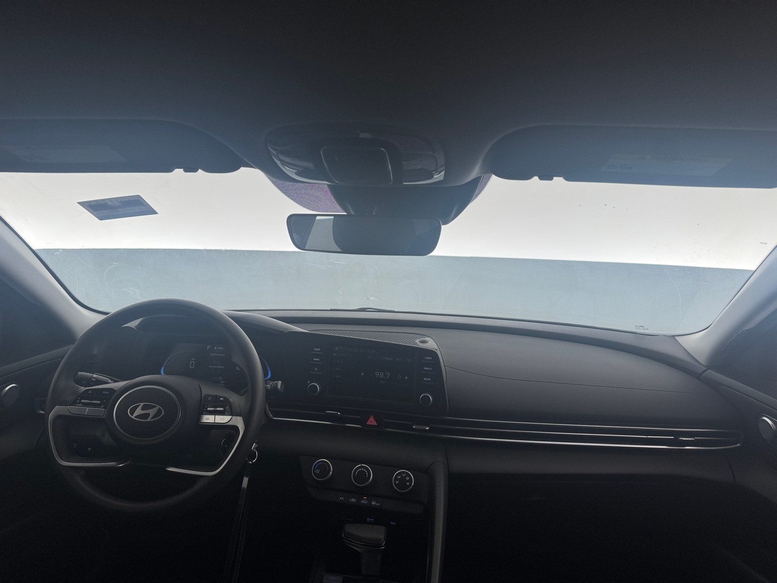 Thumbnail: 2025 Hyundai Elantra - 3