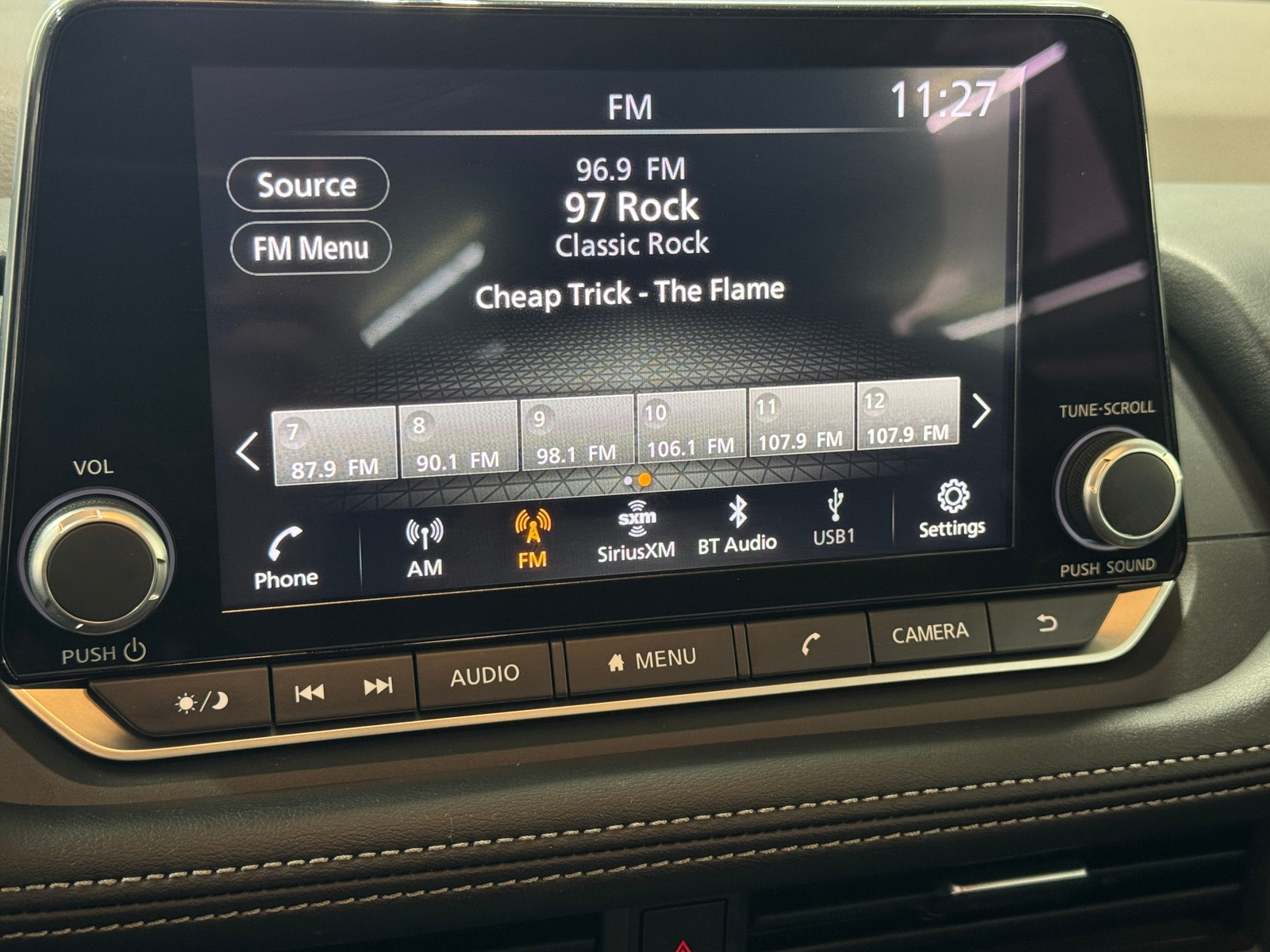 Thumbnail: 2023 Nissan Rogue - 4