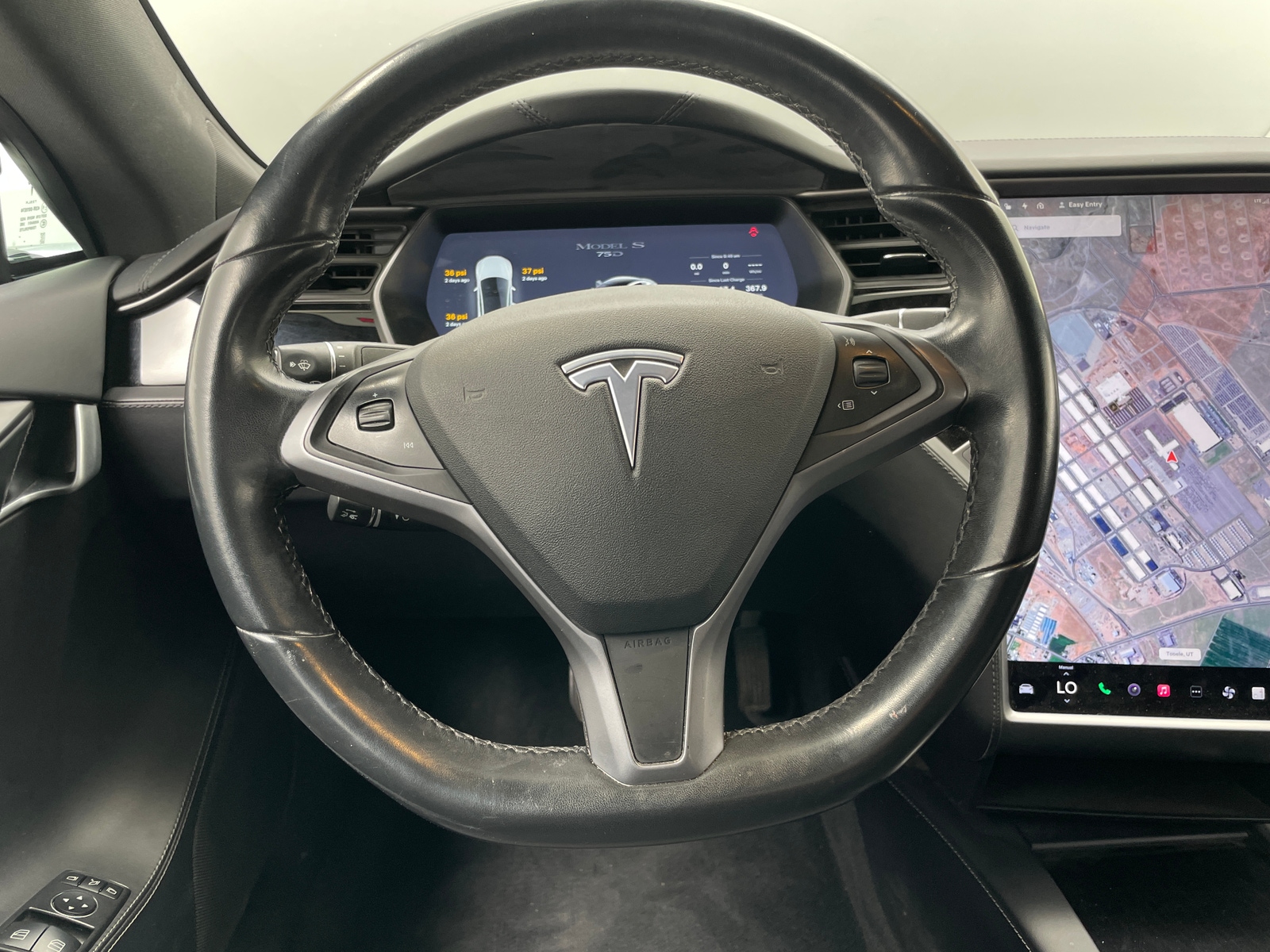 Thumbnail: 2018 Tesla Model S - 4