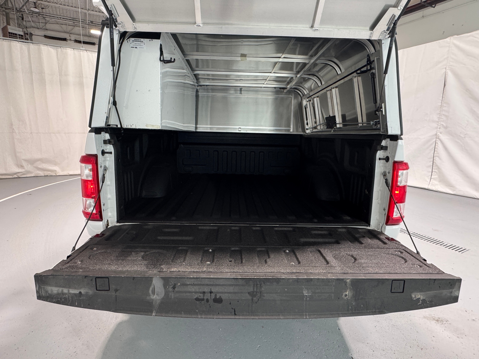 Thumbnail: 2023 Ford Econoline - 7