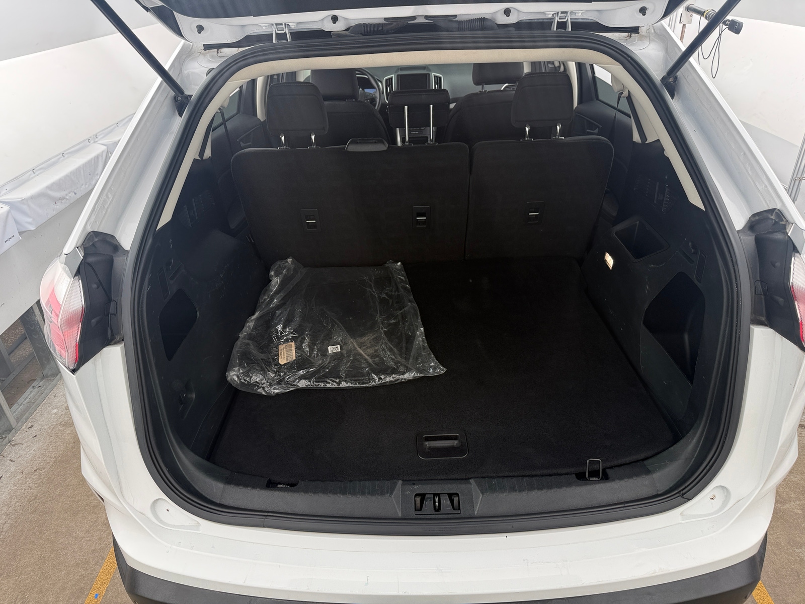 Thumbnail: 2021 Ford Edge - 7