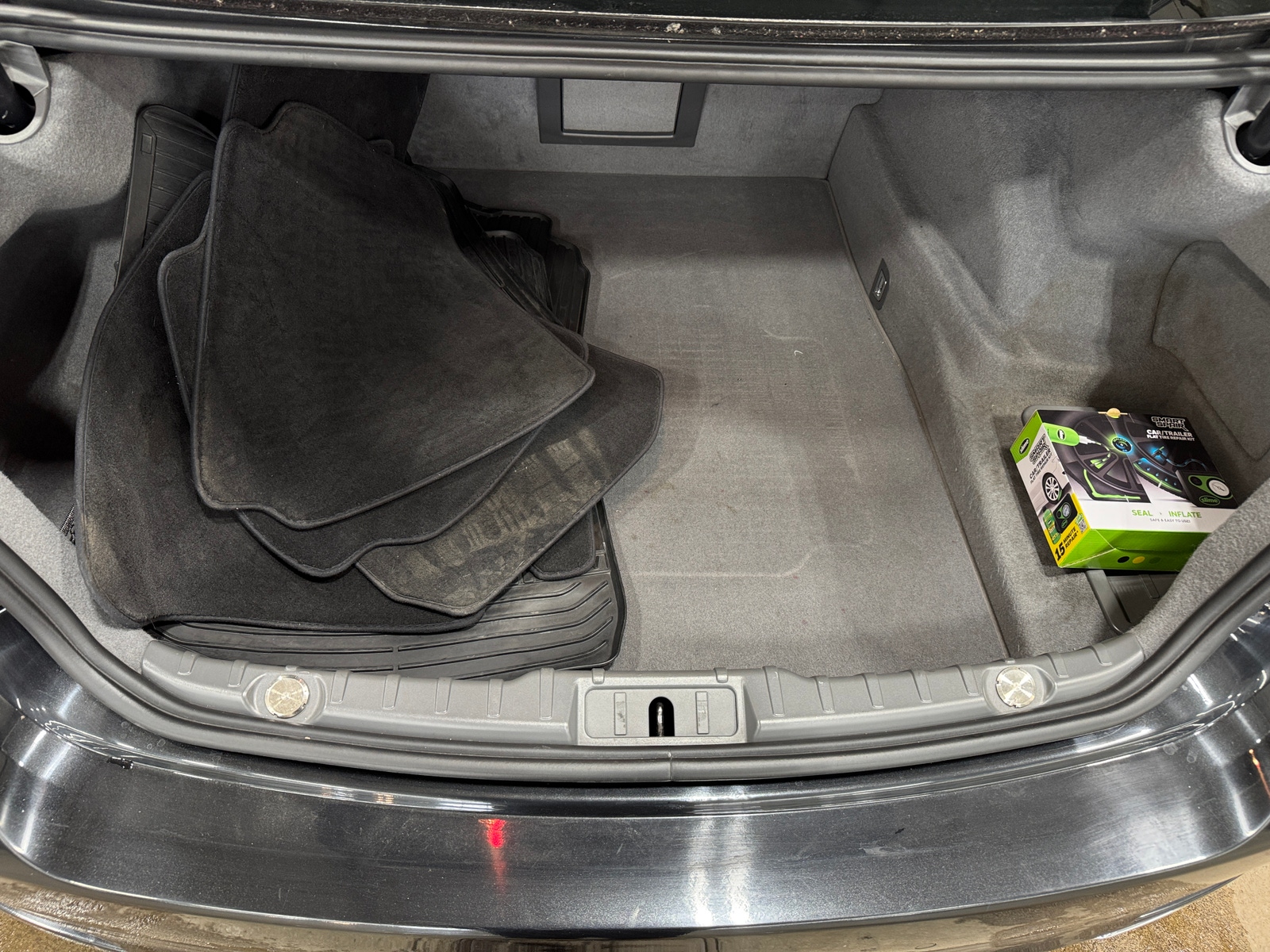 Thumbnail: 2012 BMW 7 Series - 6