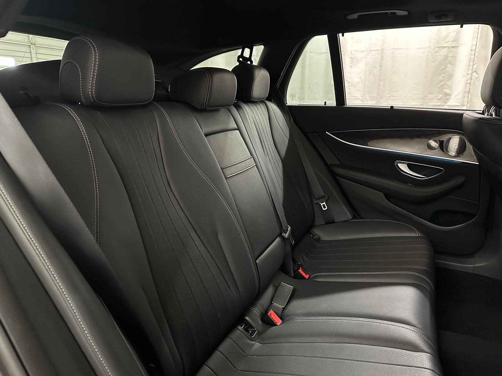 Thumbnail: 2020 Mercedes-Benz E-Class - 5