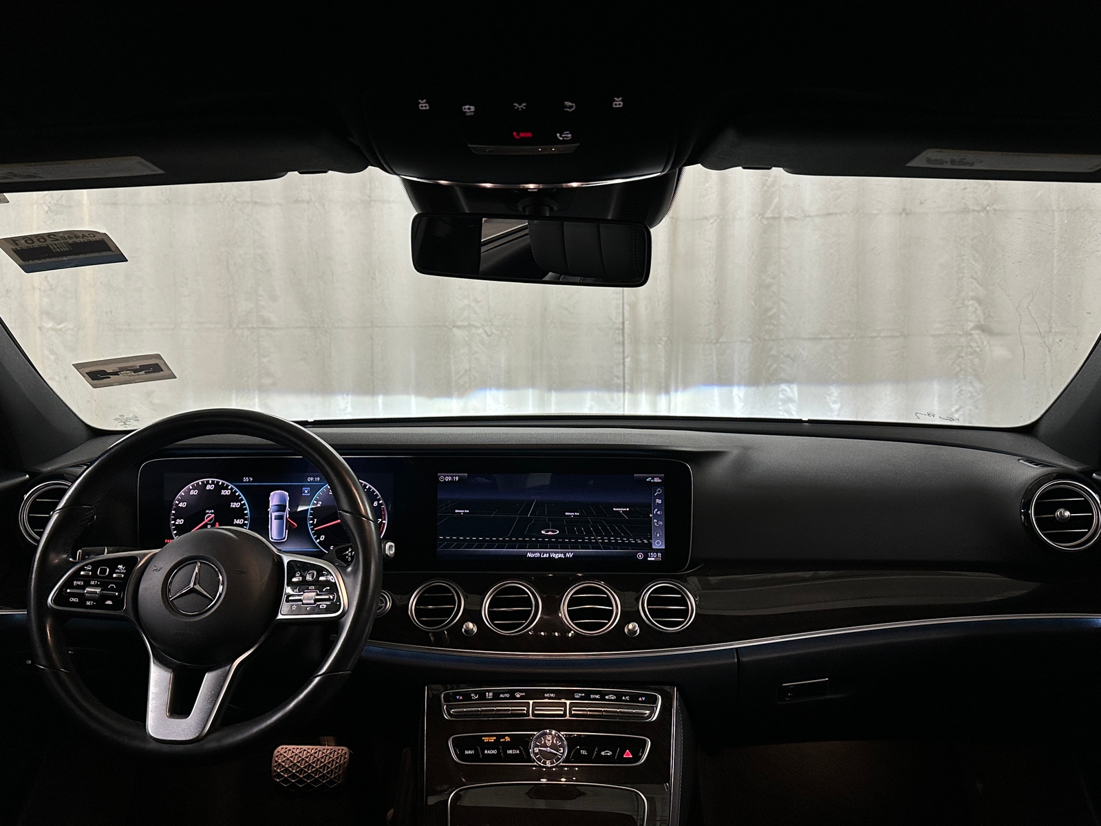 Thumbnail: 2020 Mercedes-Benz E-Class - 2