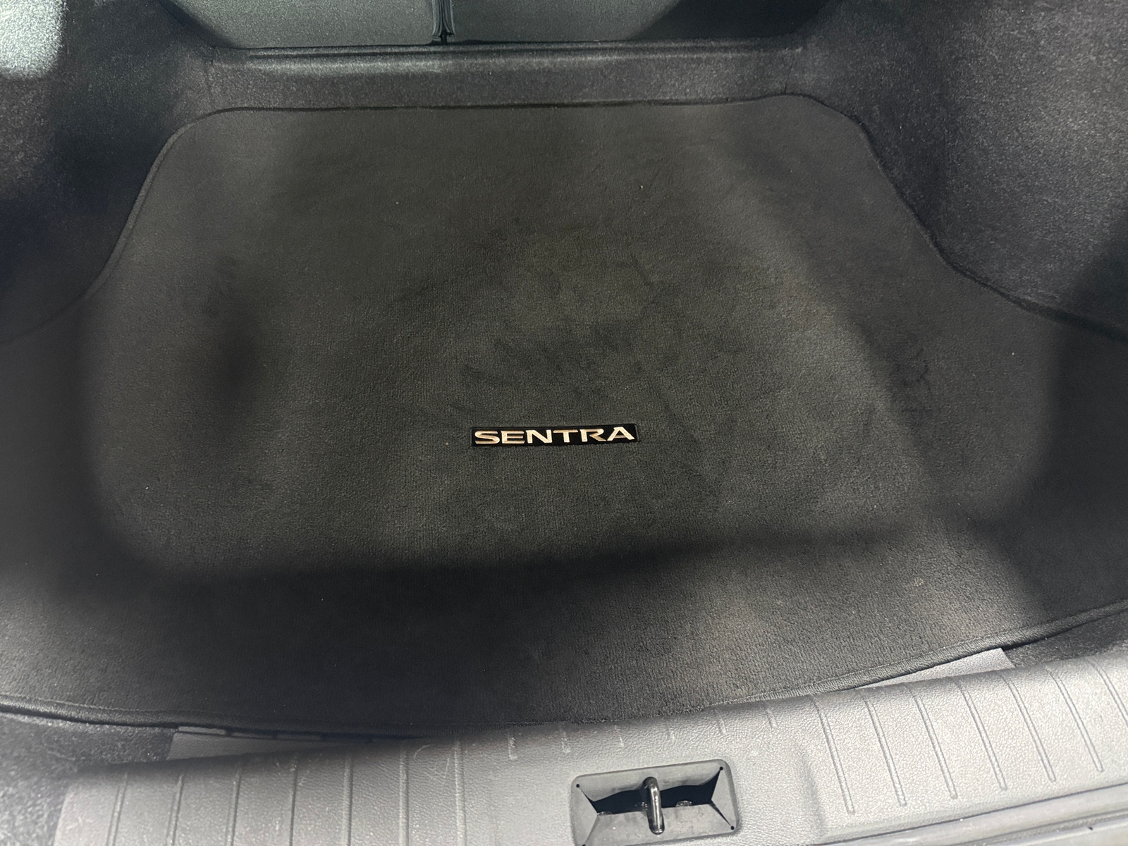 Thumbnail: 2020 Nissan Sentra - 7