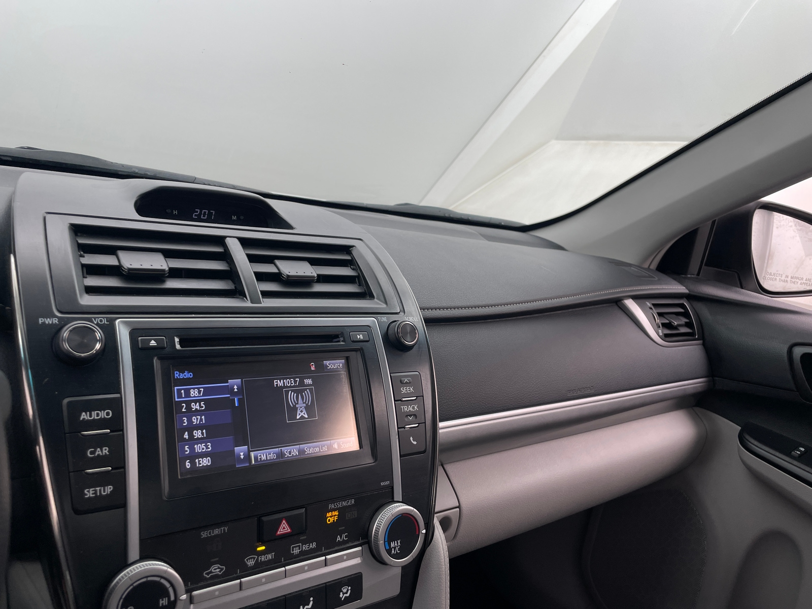 Thumbnail: 2014 Toyota Camry - 4