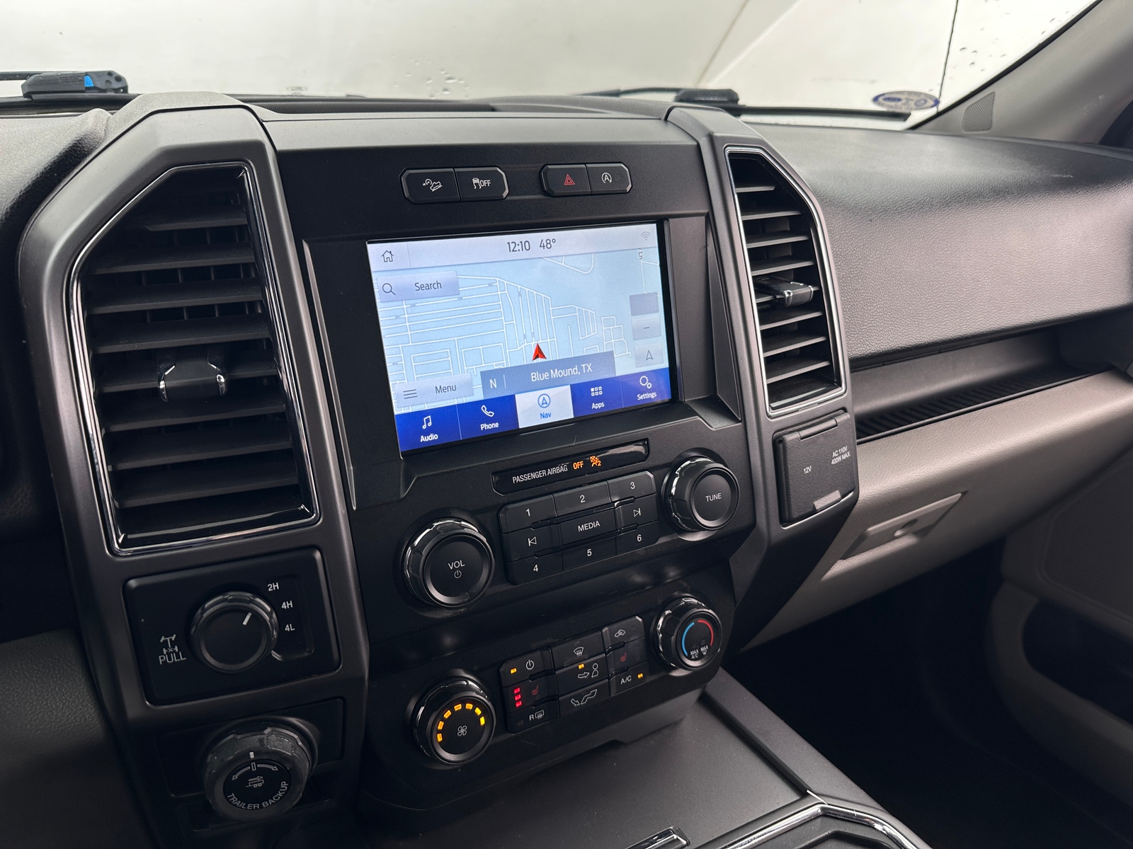 Thumbnail: 2019 Ford Econoline - 4