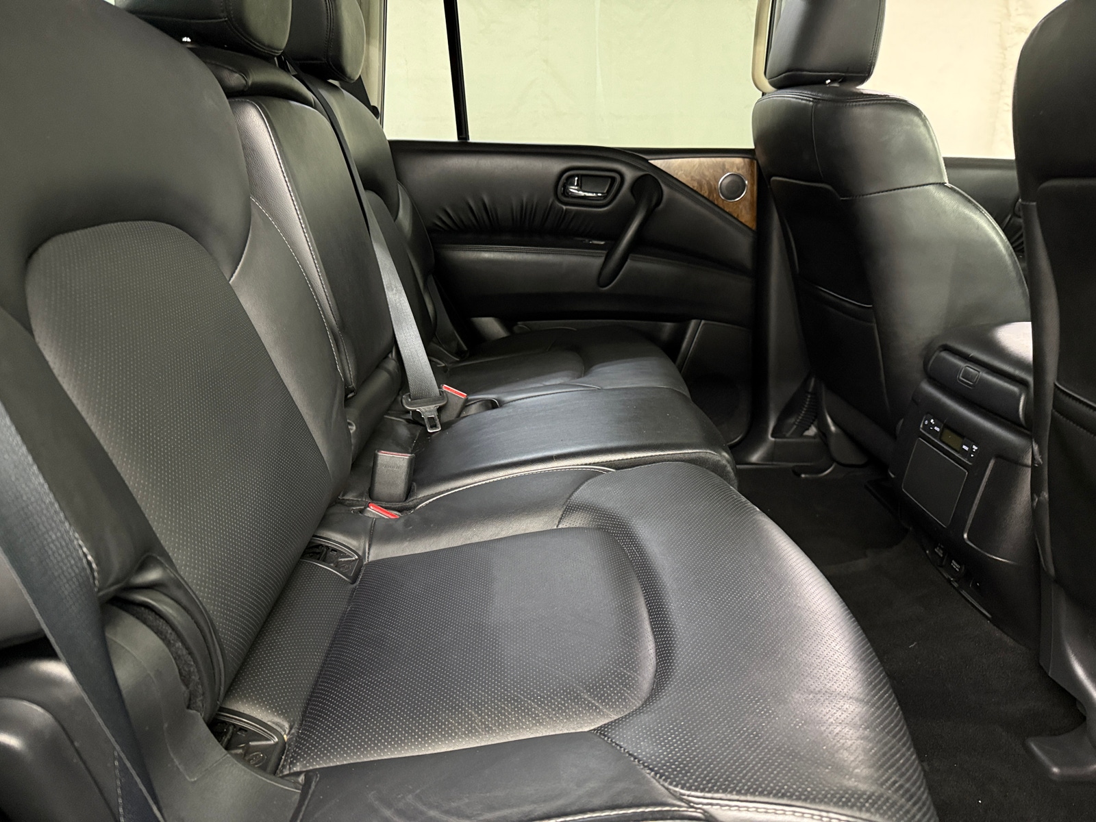 Thumbnail: 2023 Nissan Armada - 5