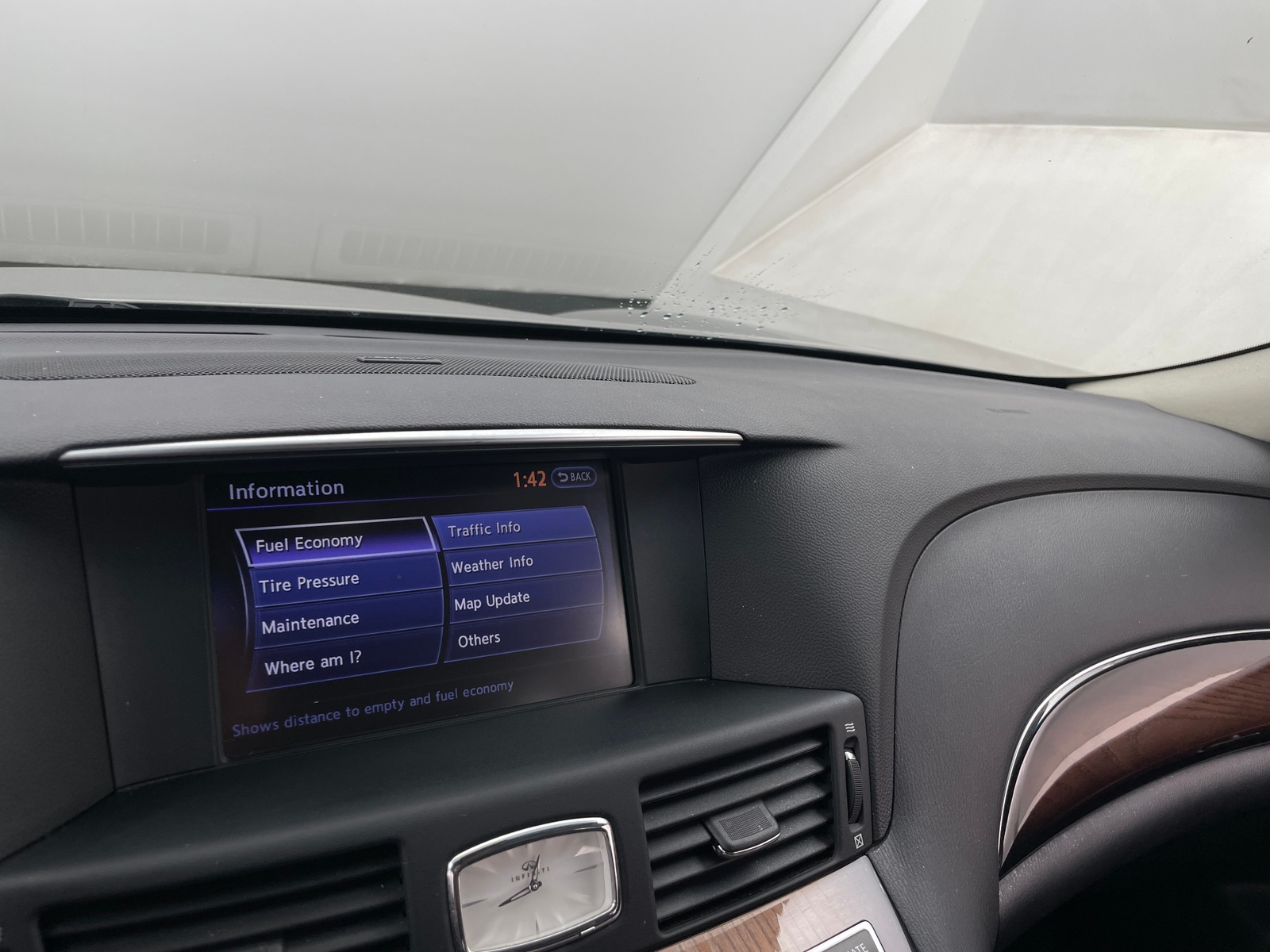 Thumbnail: 2012 INFINITI M56 - 3