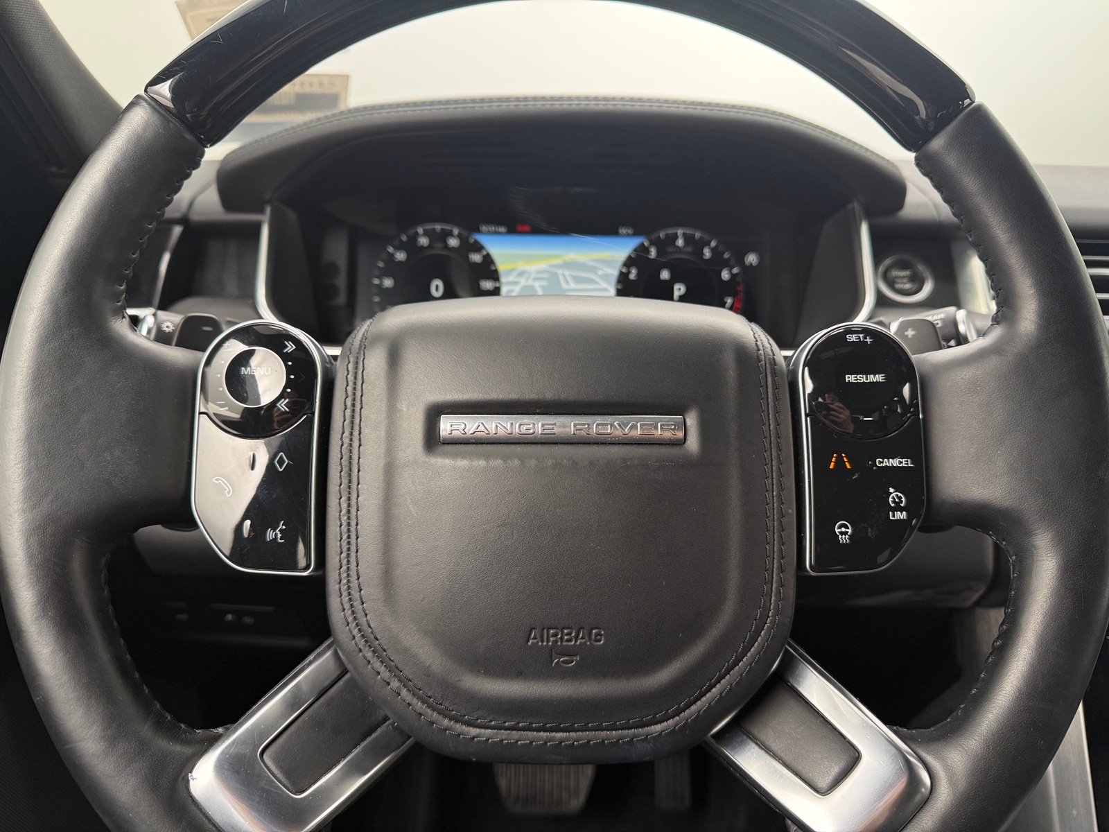 Thumbnail: 2020 Land Rover Range Rover - 4