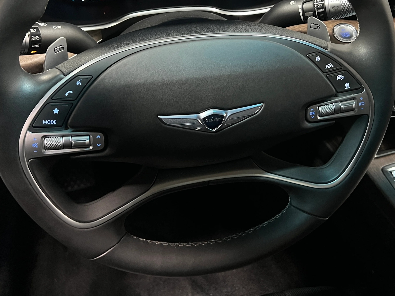 Thumbnail: 2024 Genesis G80 - 4