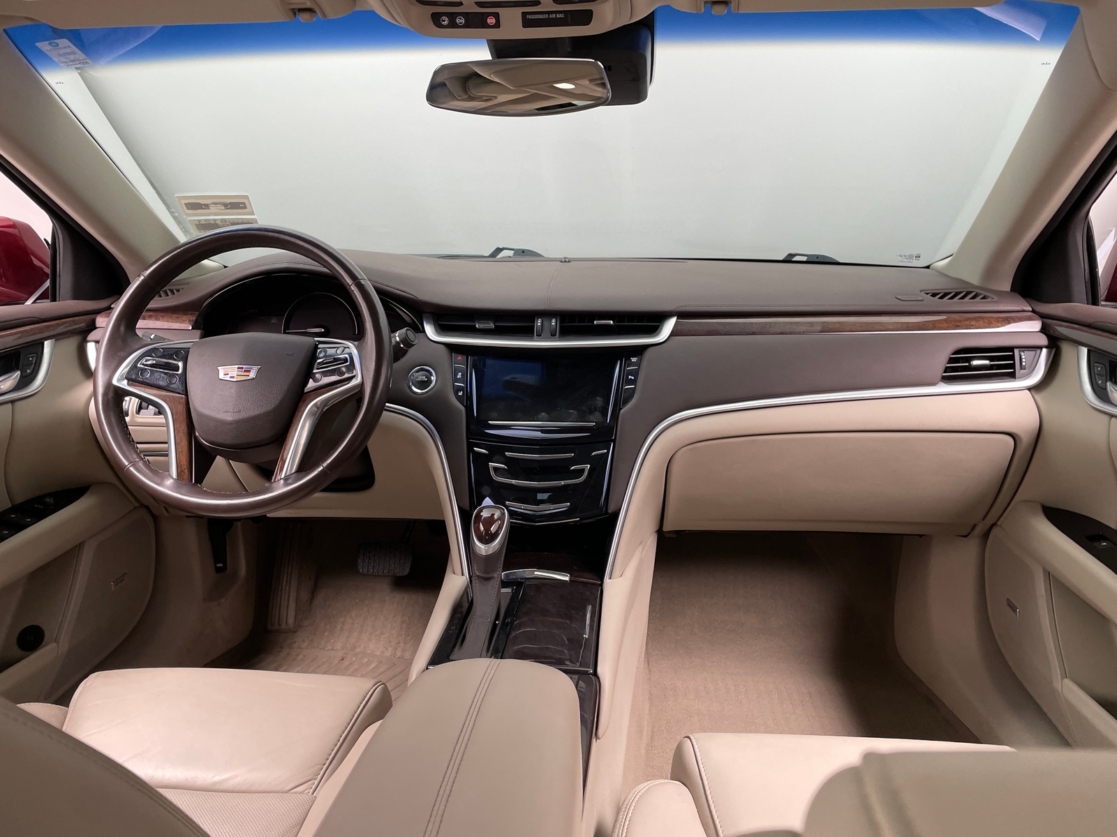 Thumbnail: 2017 Cadillac XTS - 2