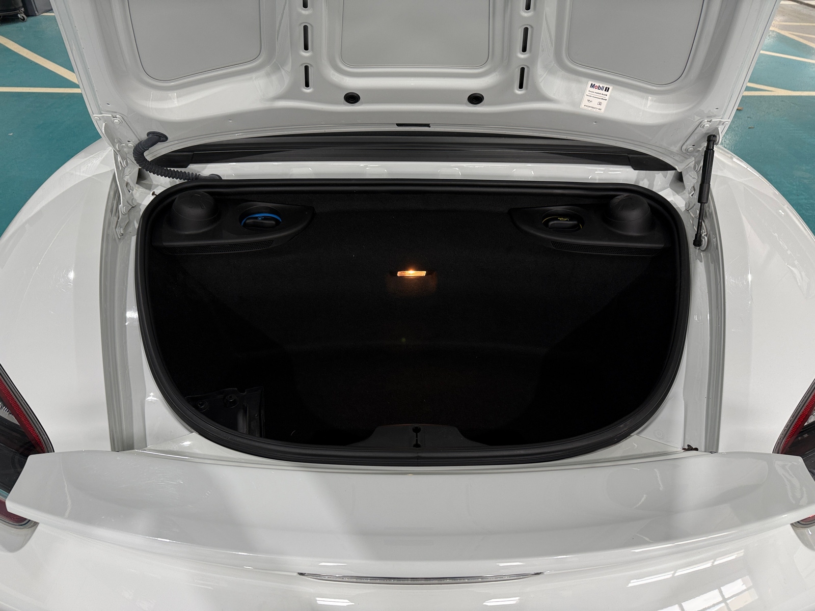 Thumbnail: 2016 Porsche Boxster - 5