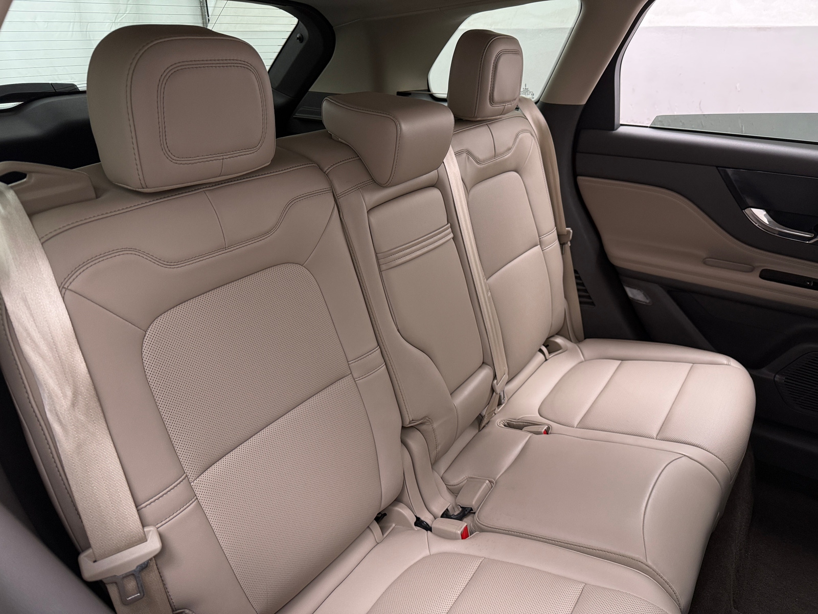 Thumbnail: 2022 Lincoln Corsair - 5