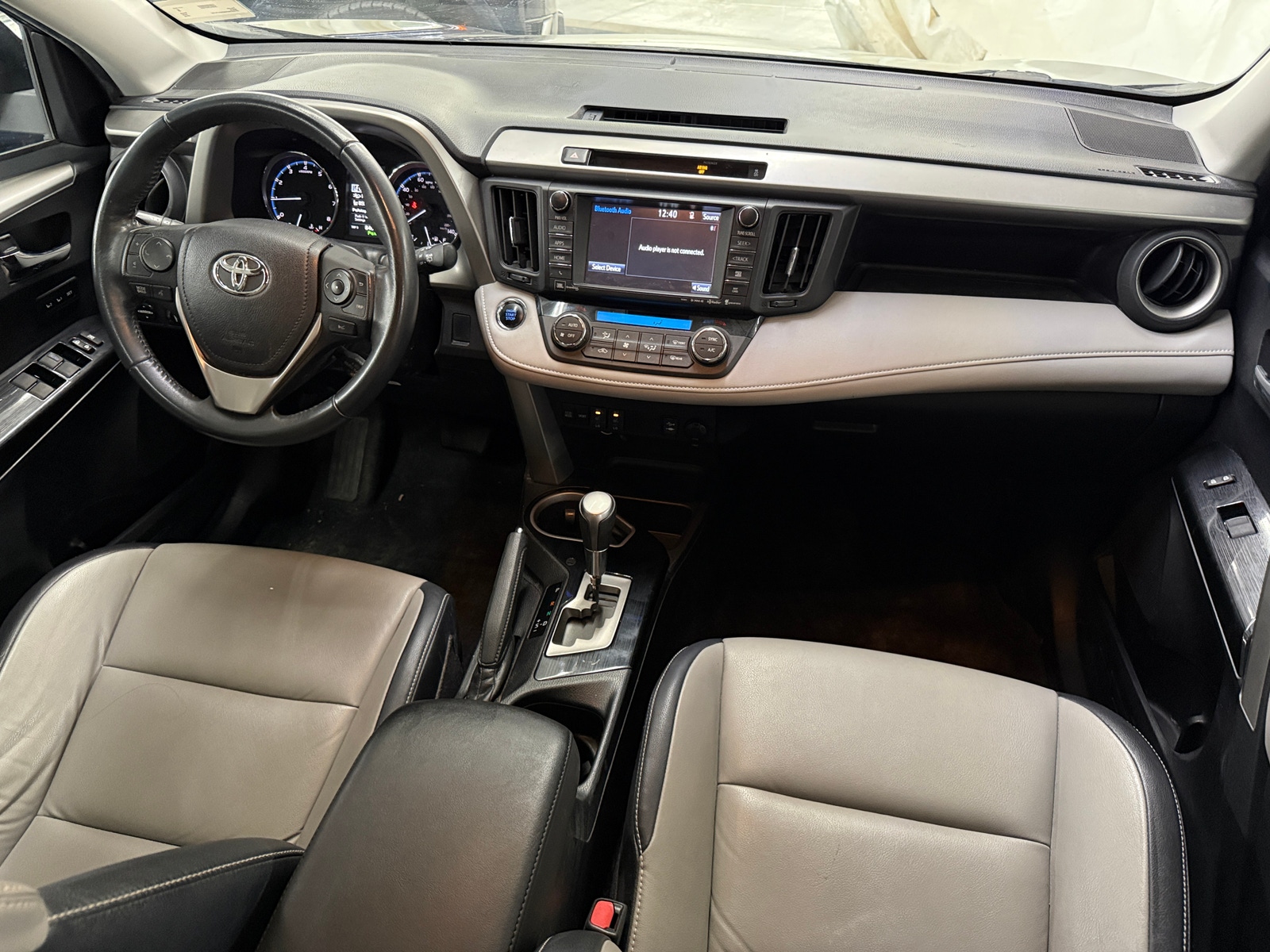 Thumbnail: 2016 Toyota RAV4 - 2