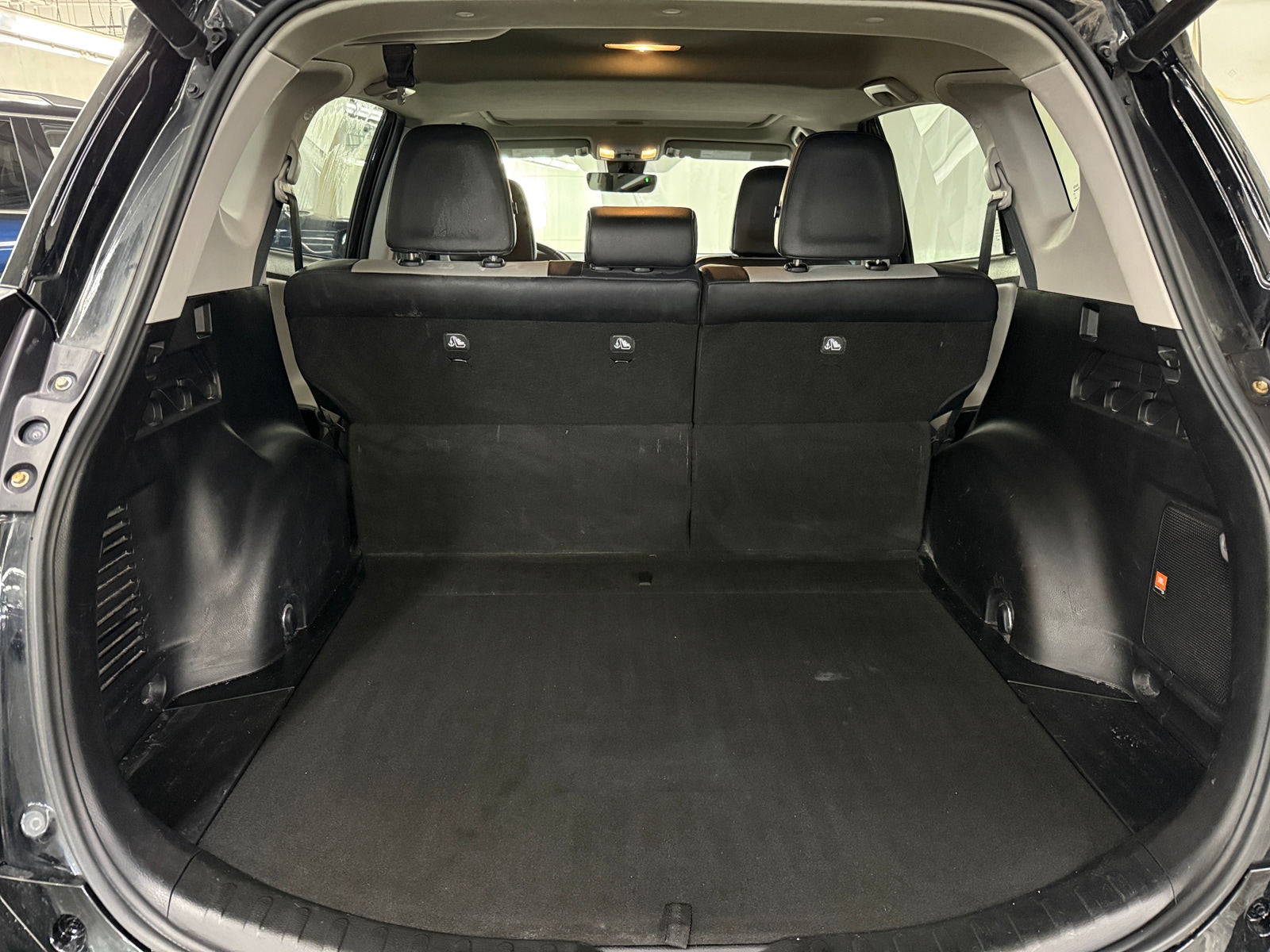 Thumbnail: 2016 Toyota RAV4 - 6