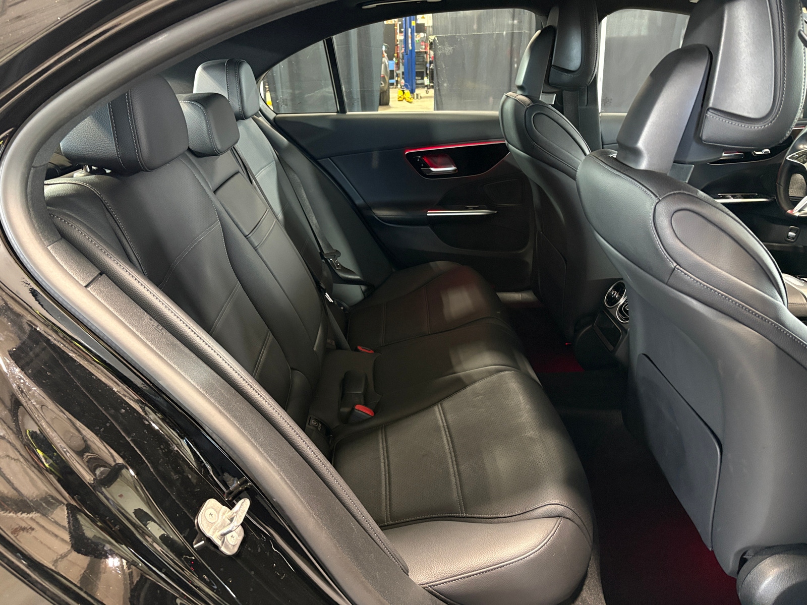 Thumbnail: 2025 Mercedes-Benz C-Class - 5