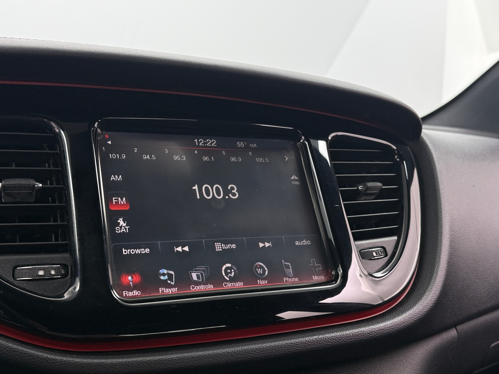 Thumbnail: 2015 Dodge Dart - 4