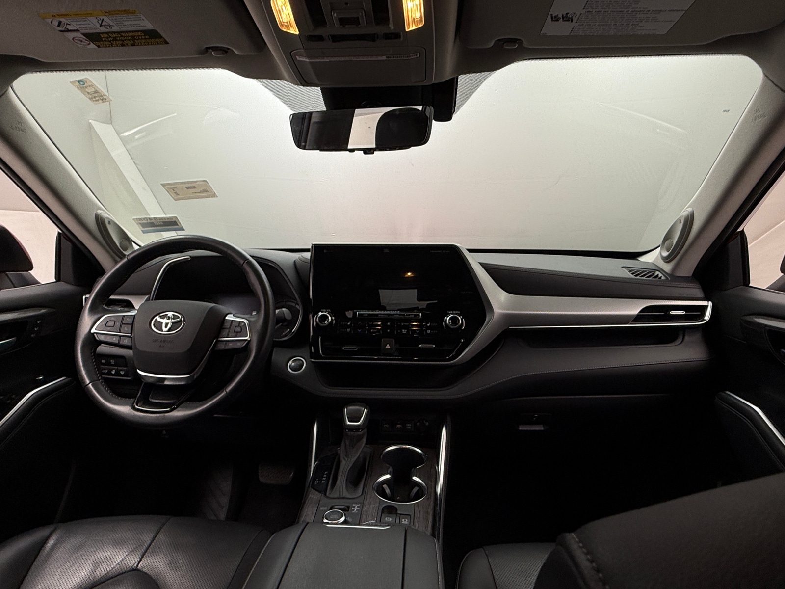 Thumbnail: 2021 Toyota Highlander - 2