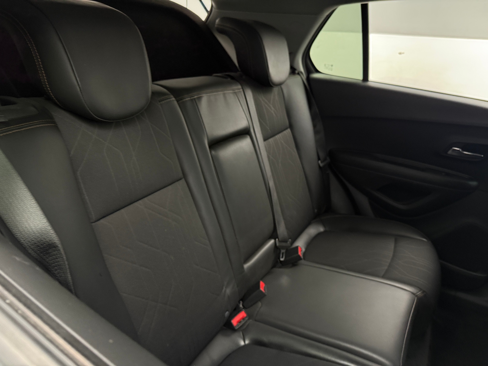 Thumbnail: 2022 Chevrolet Trax - 6