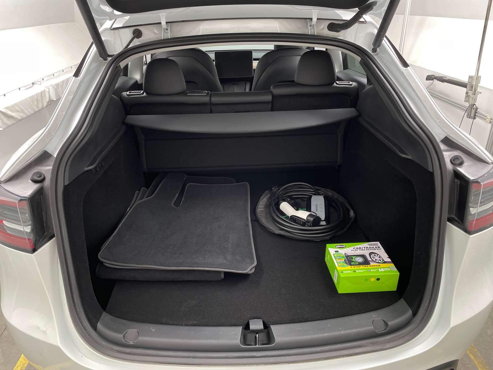 Thumbnail: 2023 Tesla Model Y - 6