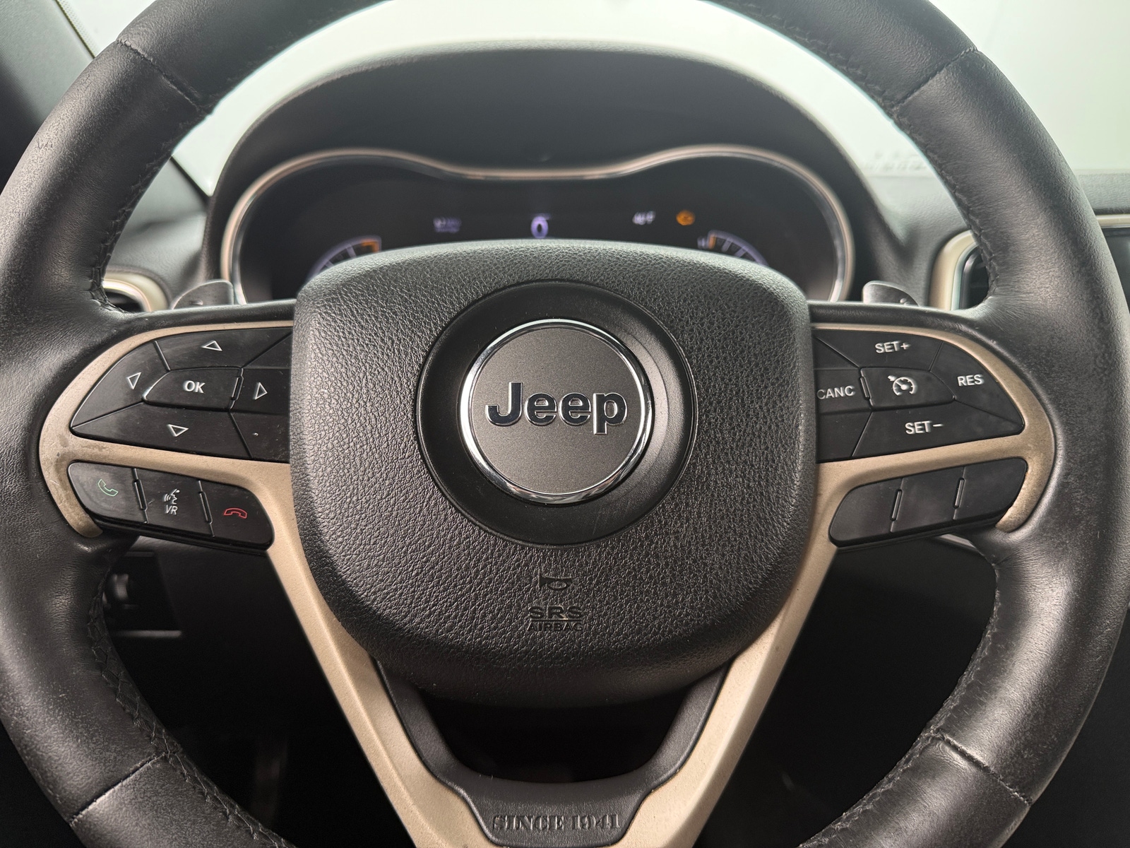 Thumbnail: 2014 Jeep Grand Cherokee - 4