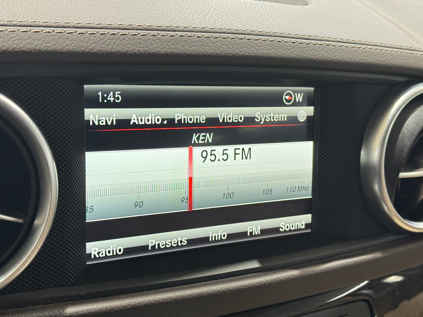 Thumbnail: 2015 Mercedes-Benz SL-Class - 2