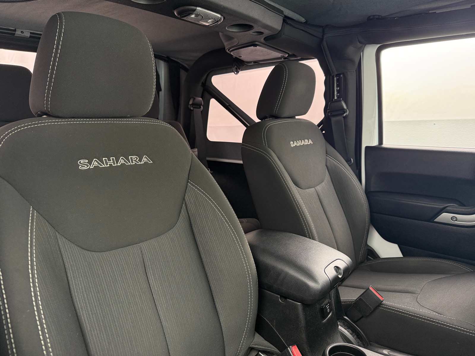 Thumbnail: 2017 Jeep Wrangler - 2