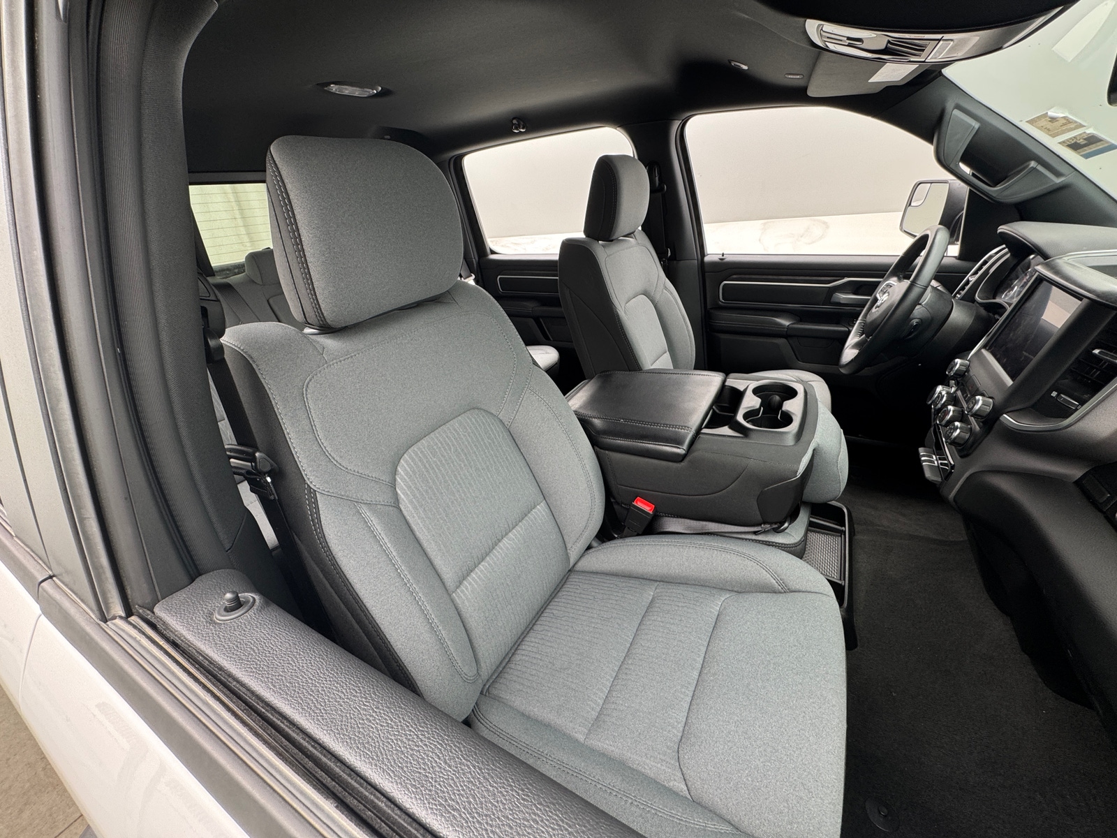 Thumbnail: 2024 RAM 1500 - 2