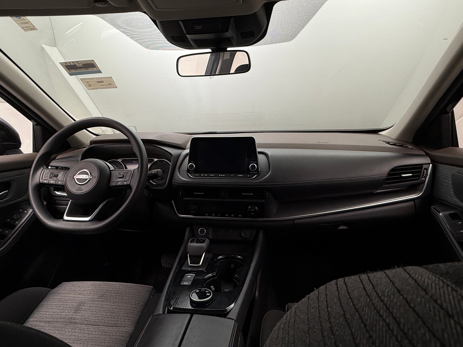 Thumbnail: 2023 Nissan Rogue - 3