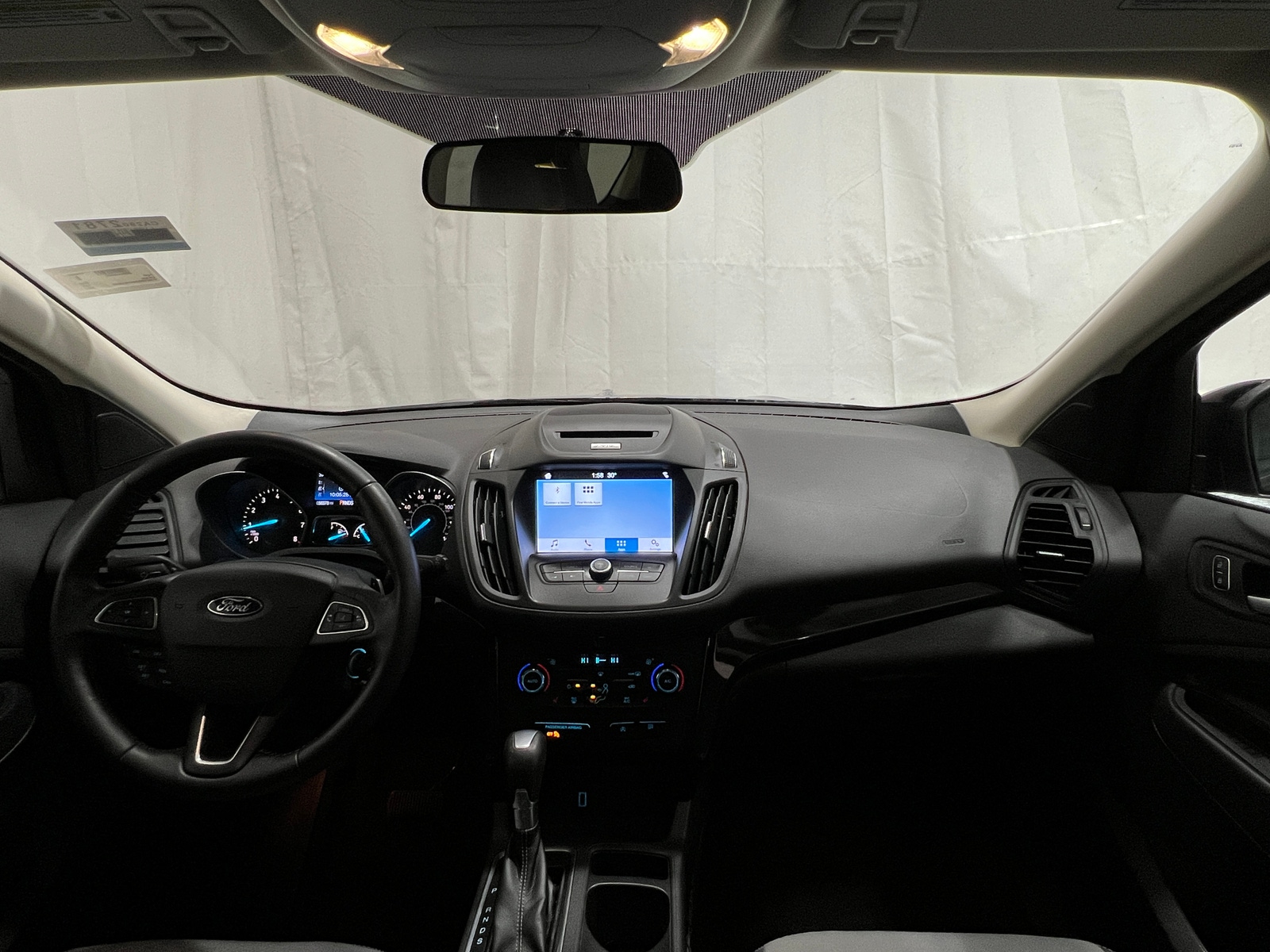 Thumbnail: 2017 Ford Escape - 3