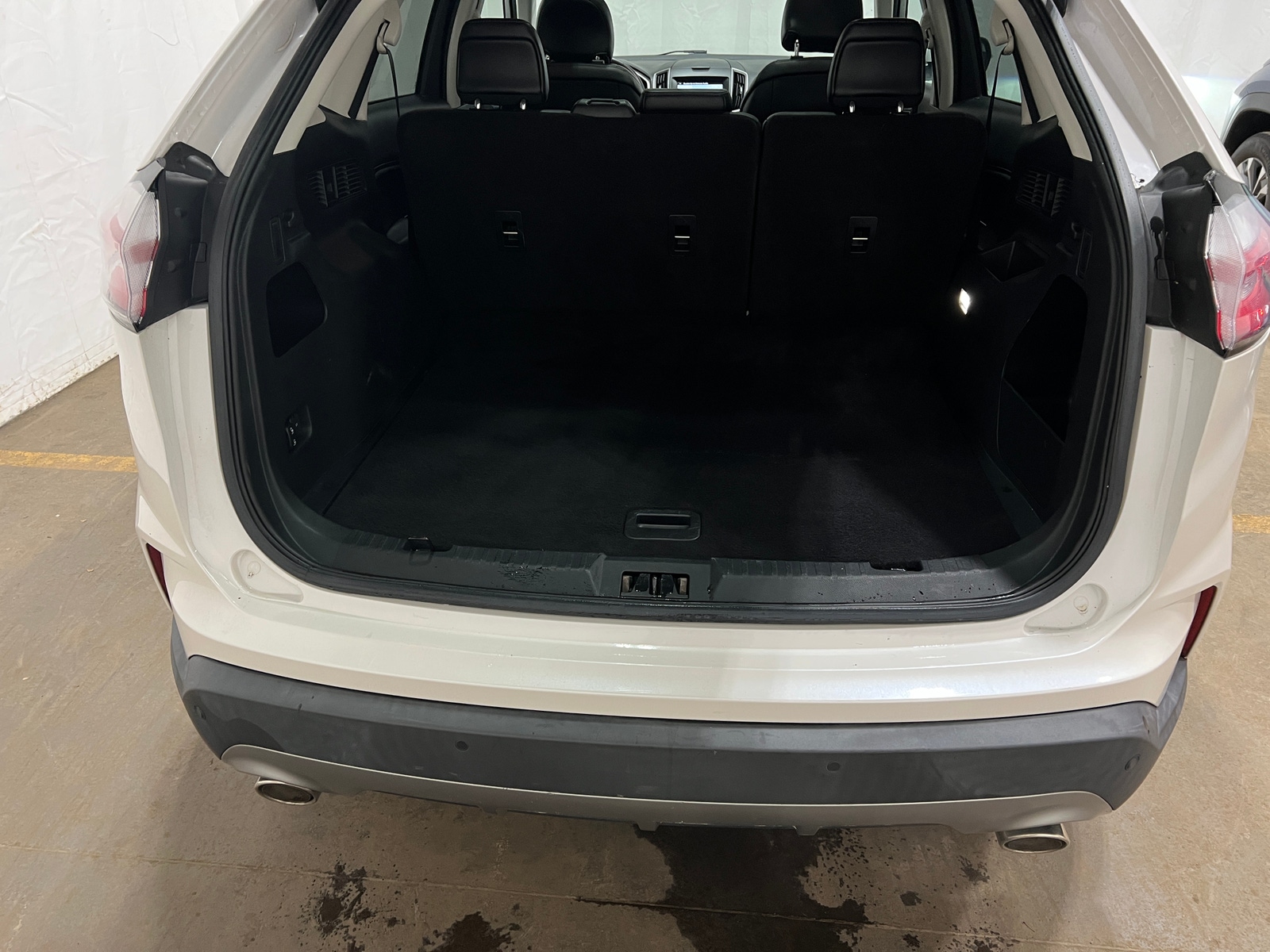 Thumbnail: 2019 Ford Edge - 6