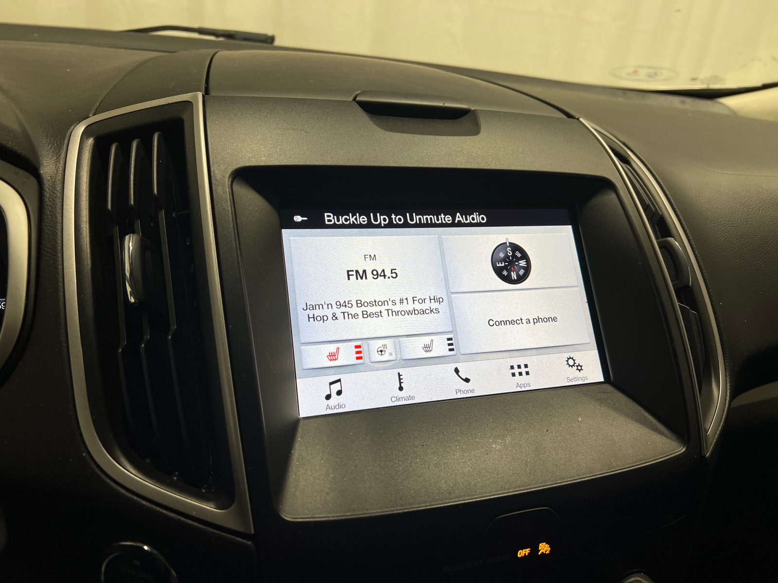 Thumbnail: 2019 Ford Edge - 3