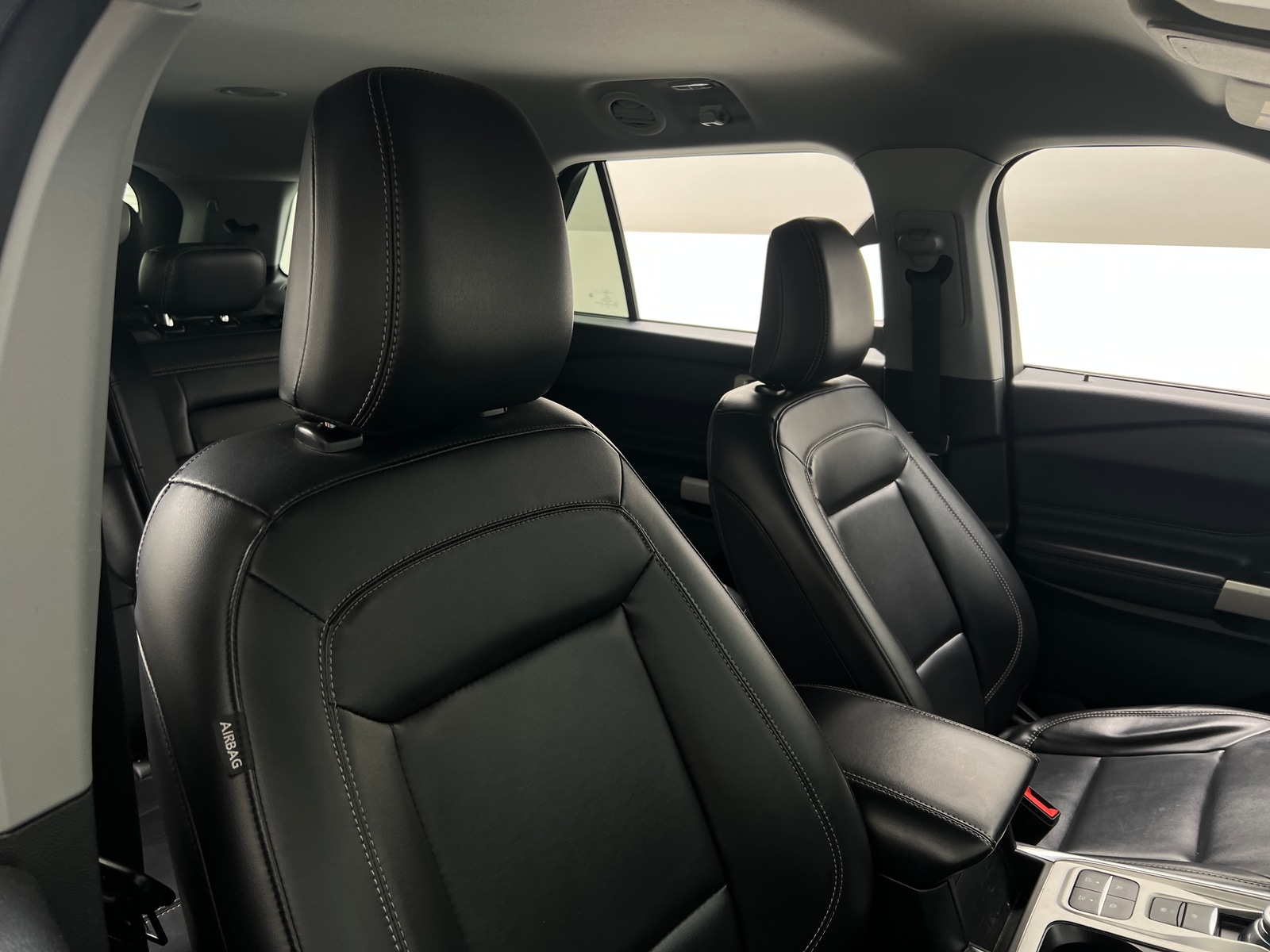 Thumbnail: 2023 Ford Explorer - 2