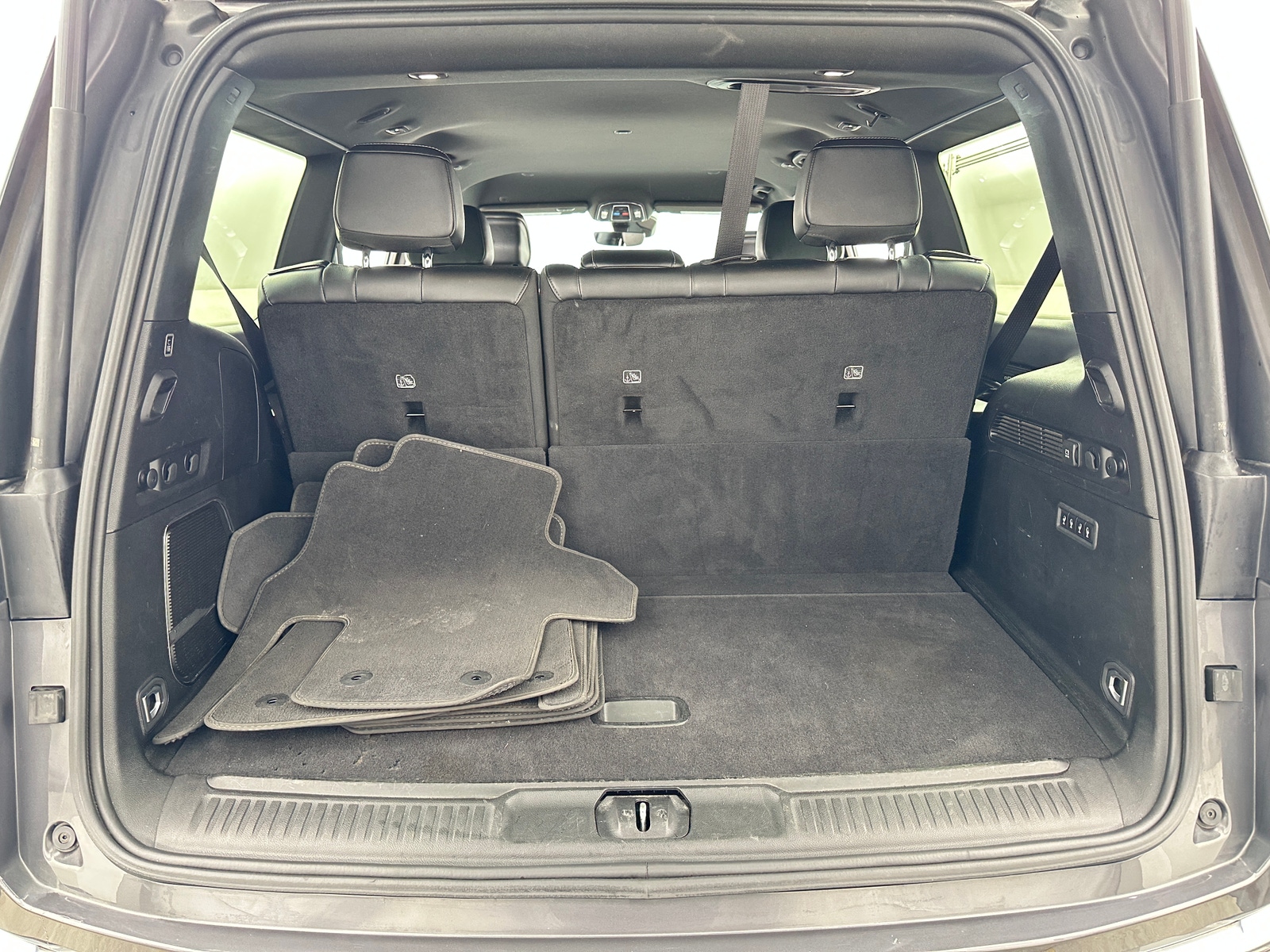 Thumbnail: 2024 Jeep Wagoneer - 6