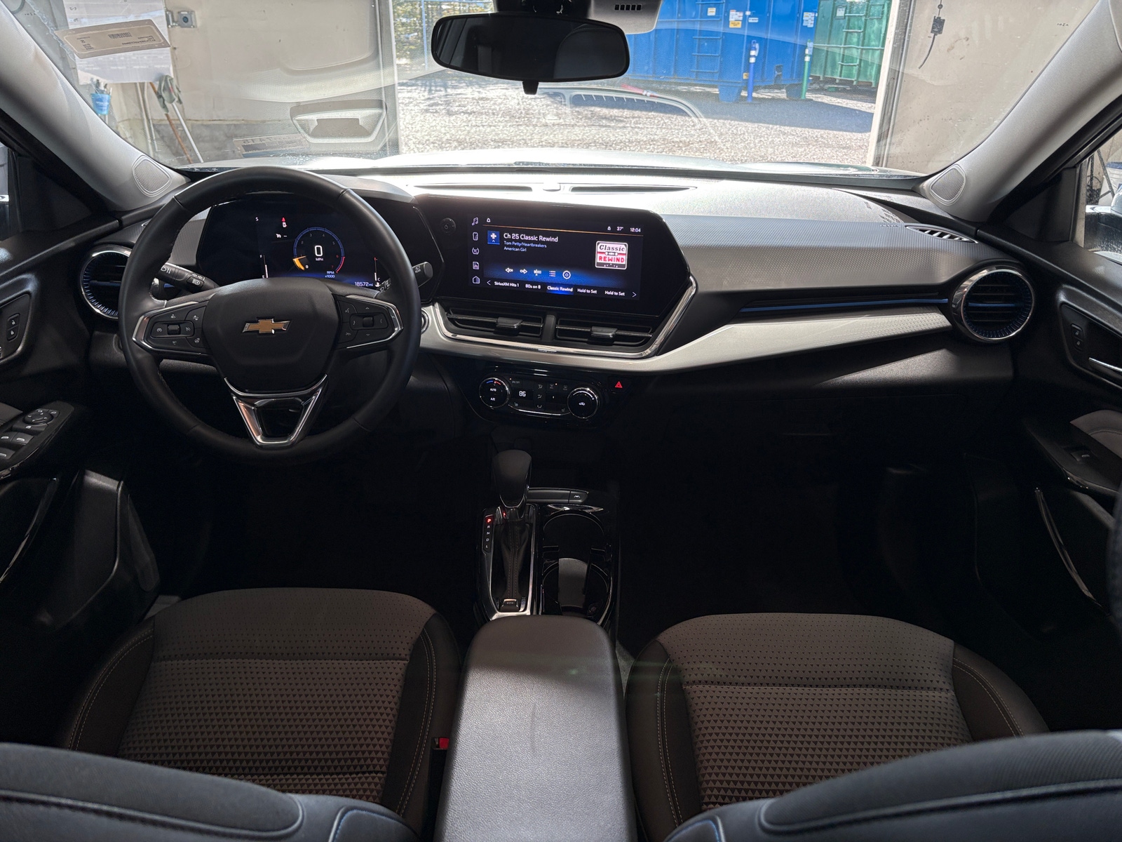 Thumbnail: 2025 Chevrolet Trax - 3