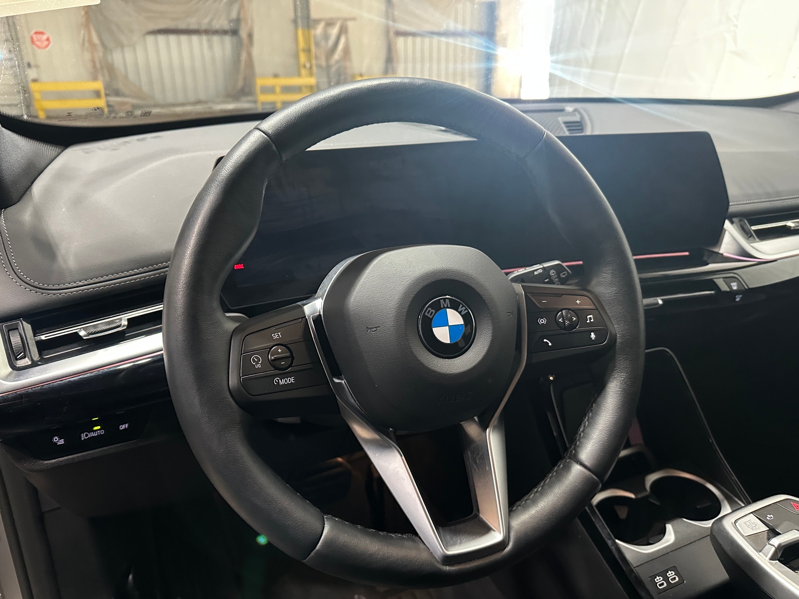 Thumbnail: 2025 BMW X1 - 4