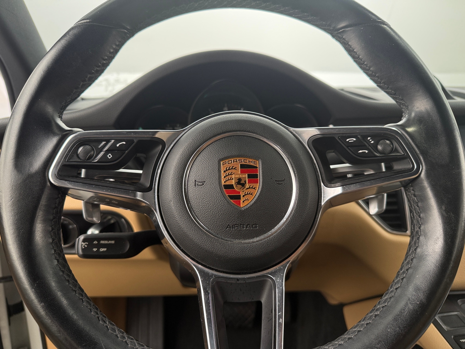 Thumbnail: 2018 Porsche Macan - 4