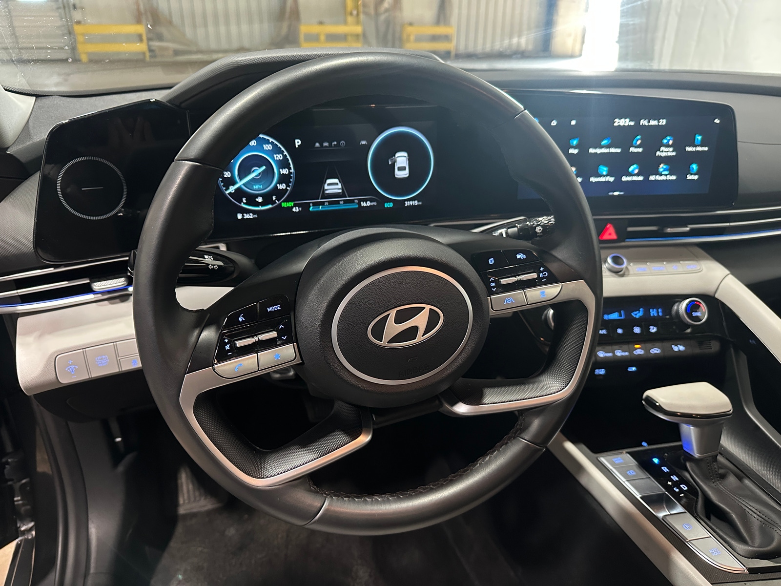 Thumbnail: 2025 Hyundai Elantra - 4