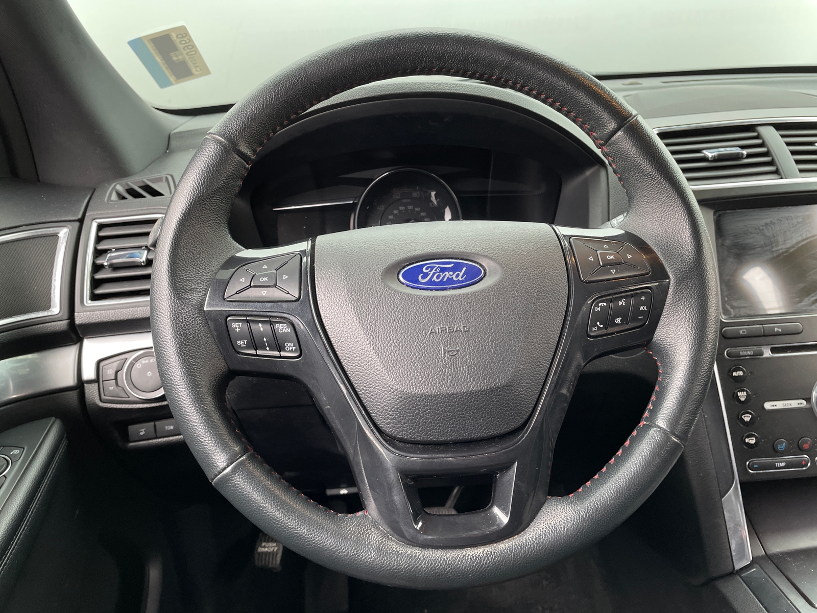 Thumbnail: 2018 Ford Explorer - 4