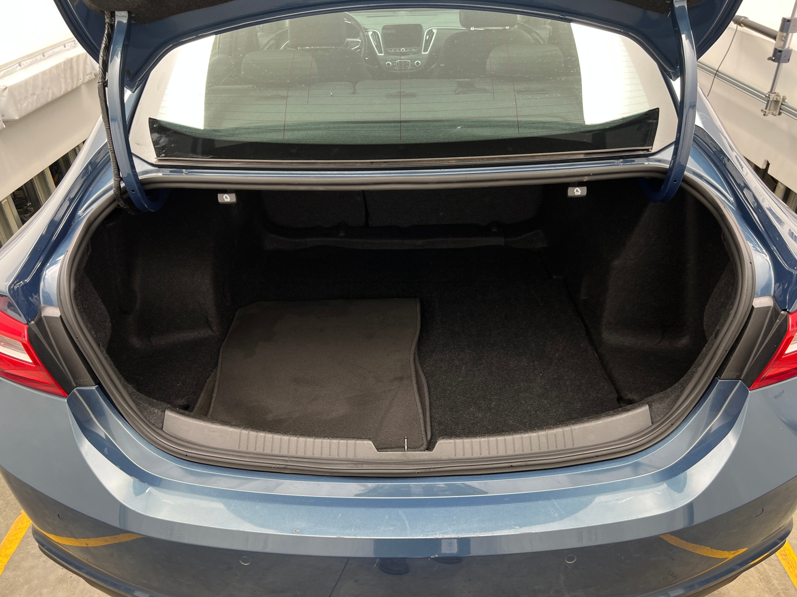 Thumbnail: 2024 Chevrolet Malibu - 7