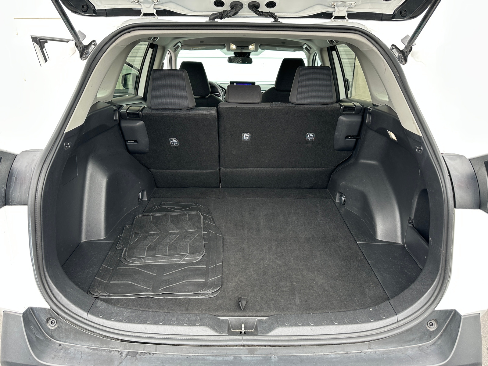 Thumbnail: 2024 Toyota RAV4 - 7