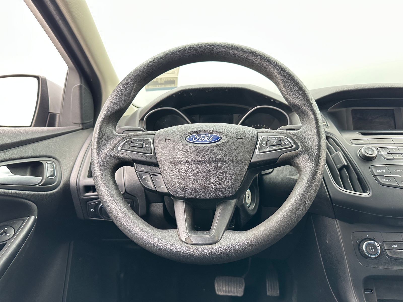 Thumbnail: 2016 Ford Focus - 5